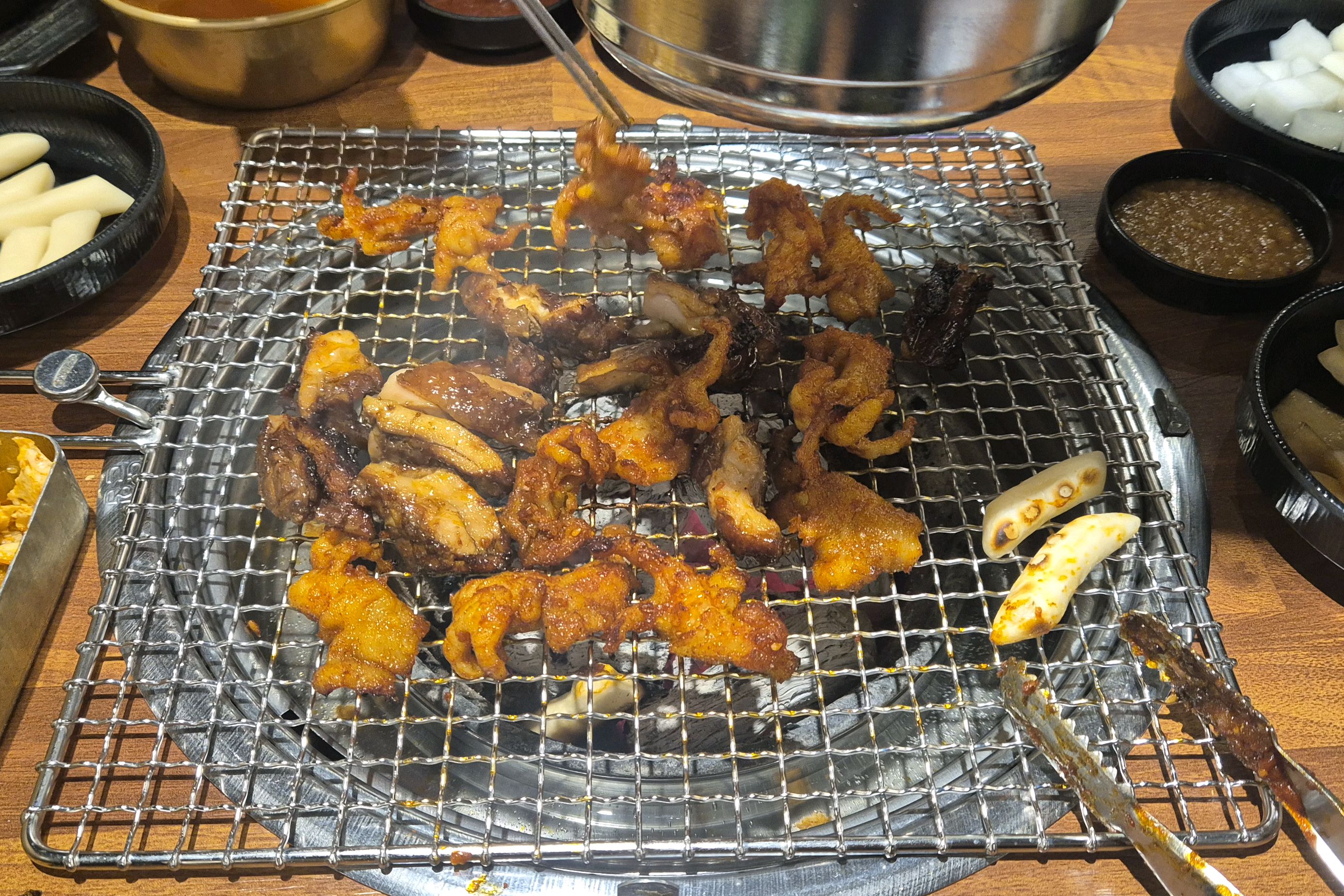 대기한것만큼 음식이 맛나요^^ - 대구 맛집 밤새우는닭 월성직영점