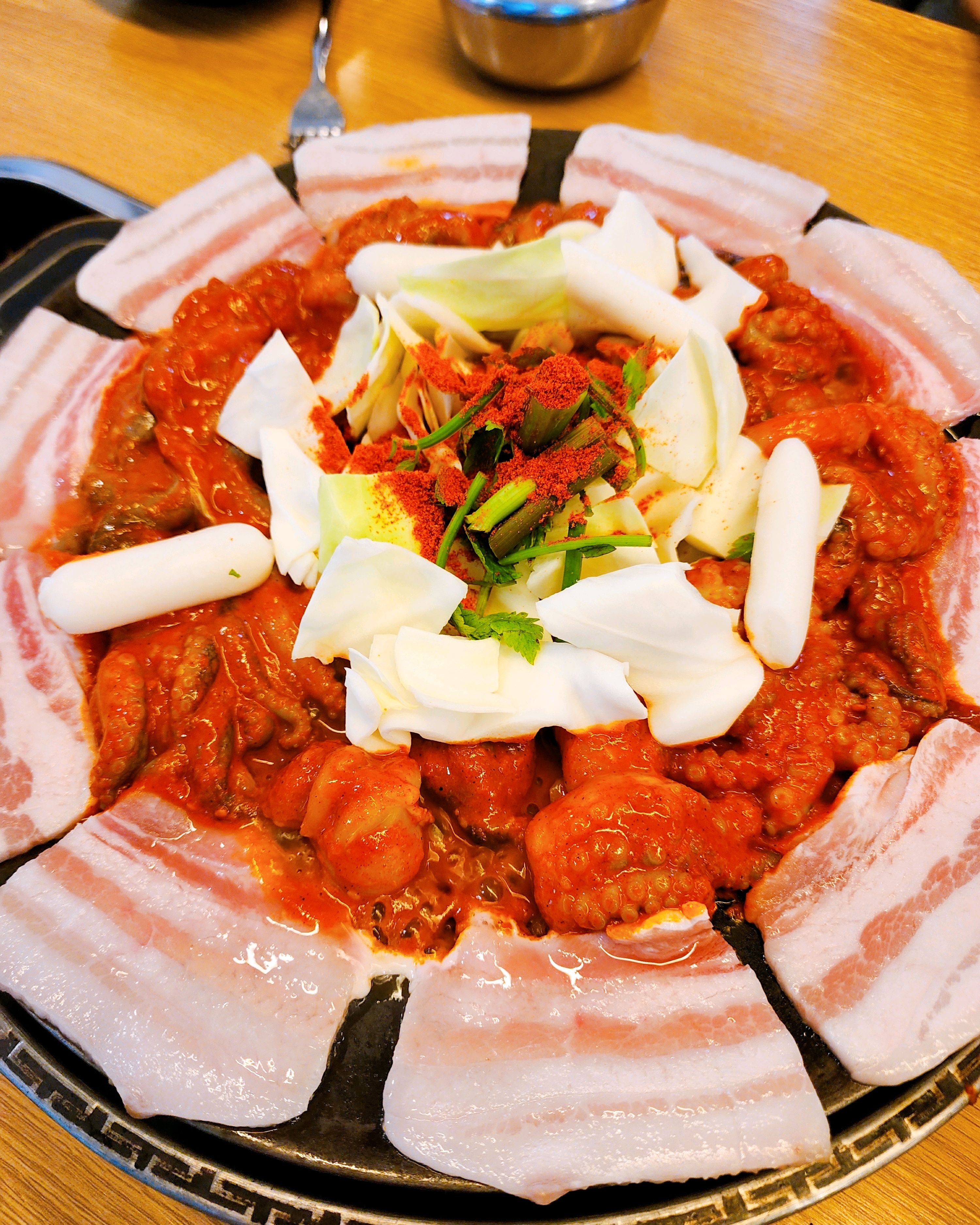 맵고 맛있어요! 재방문의사 있습니다 - 제주 맛집 매우릉쭈꾸미 함덕점