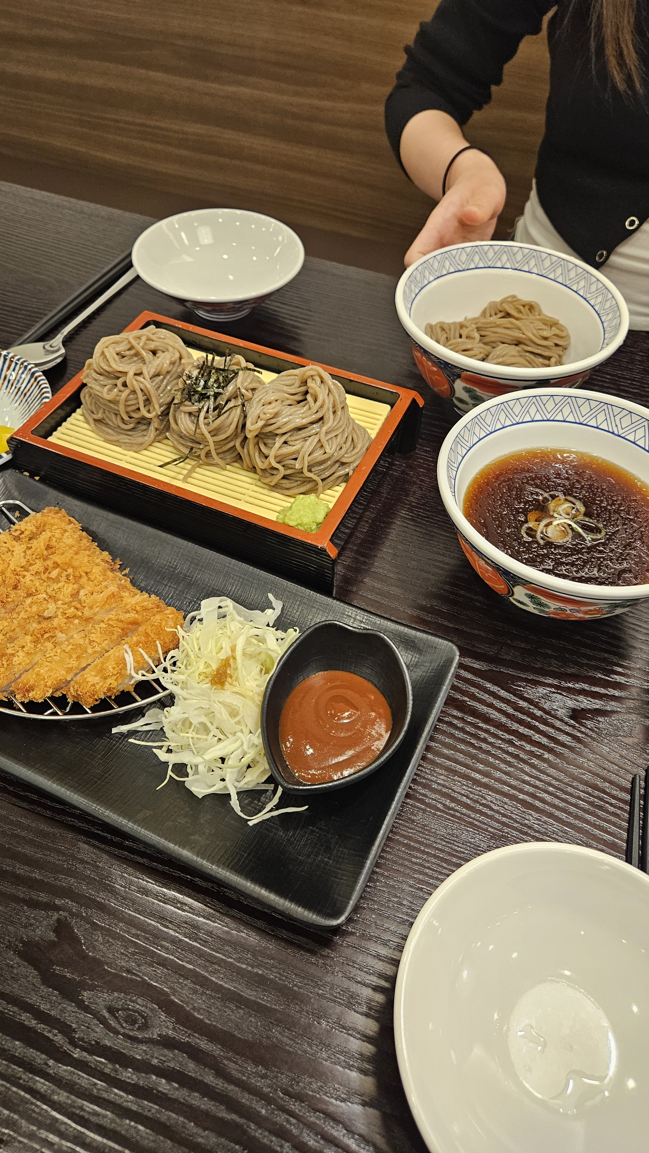여의도점 말고 다른 지점에서 먹어봤는데 맛있어서 여기로왔어요! 원래 알던곳보다 더 맛있고