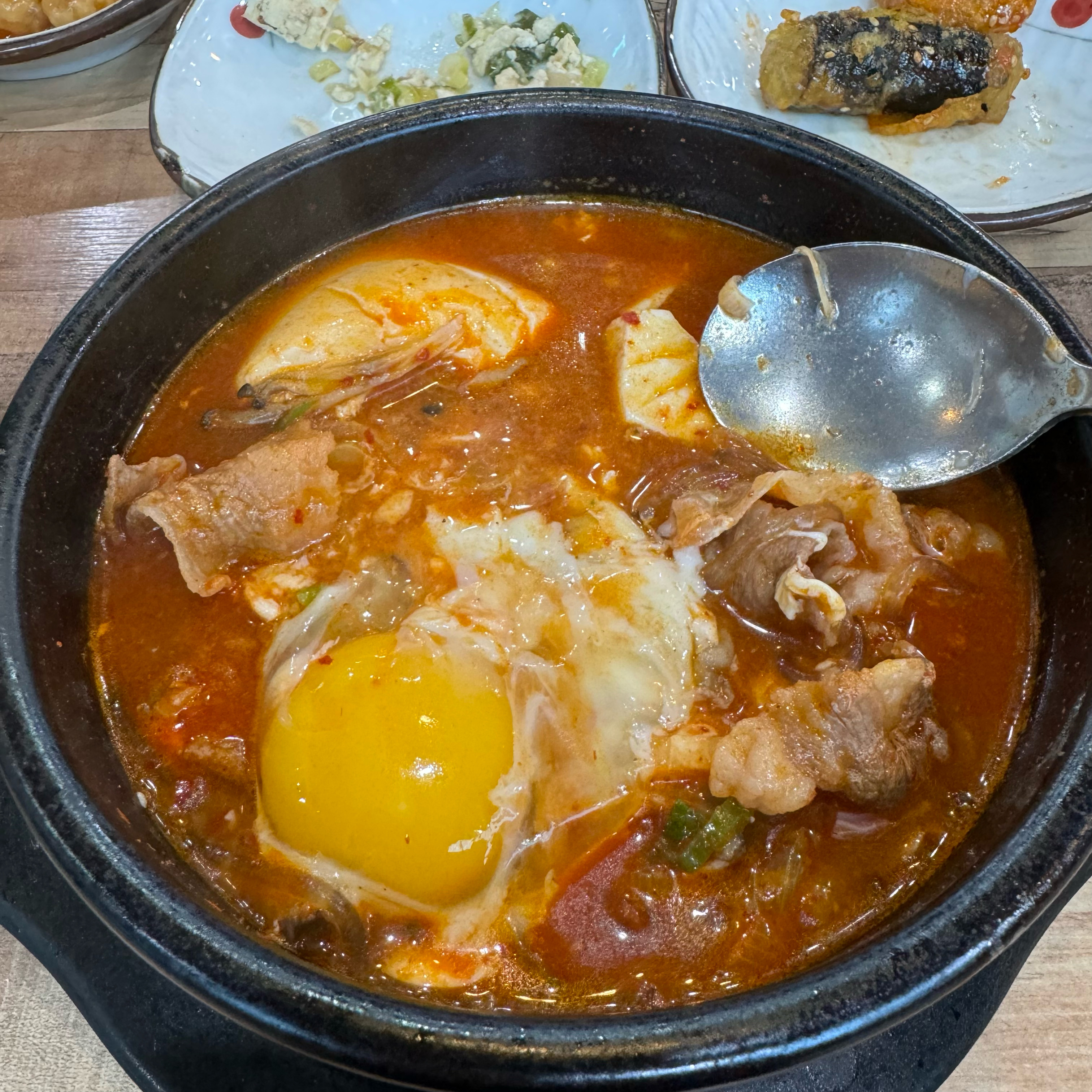 제주도 현지인 맛집! 여기 차돌 순두부 맛있어요. - 제주 맛집 일품순두부 하귀점