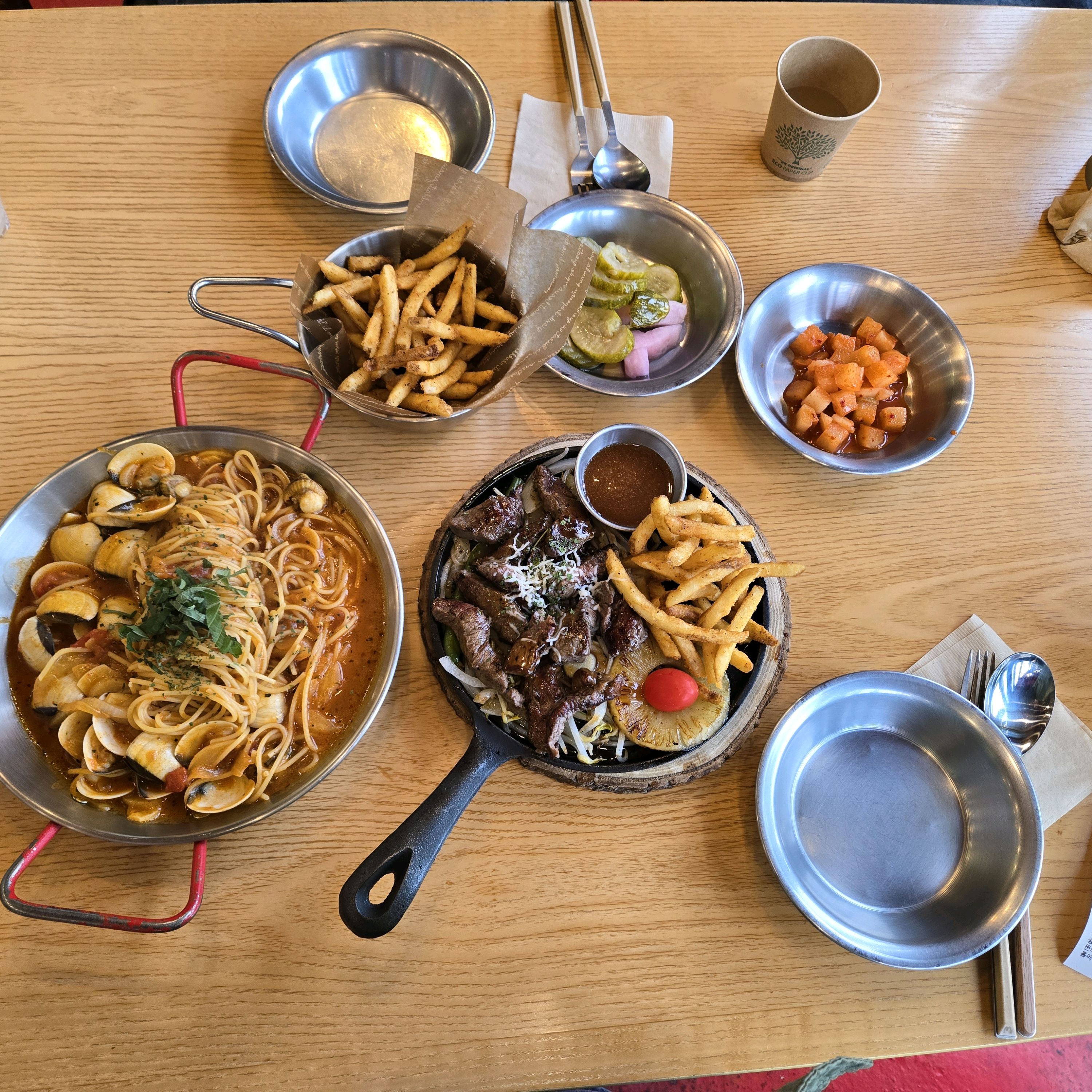 동생과 함께 상남자 스테이크 처음 방문했는데  친절하고  음식도 맛있네요~~^^ - 아바이마을 맛집 상남자스테이크 엑스포점