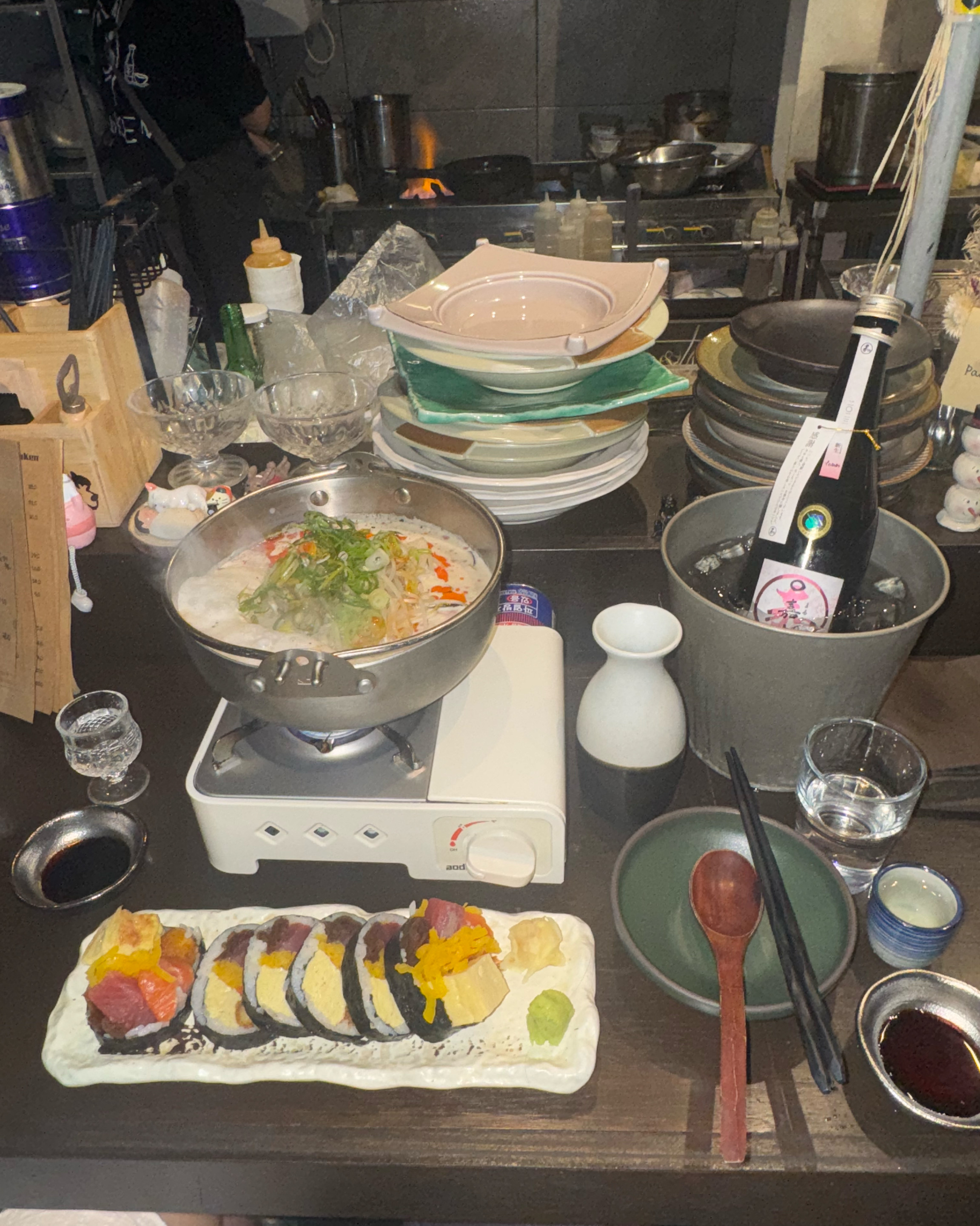 다음에 무조건 또 오고싶을 정도로 너무너무 맛있었습니다..💗 다찌석 앉아서 요리 구경도 재