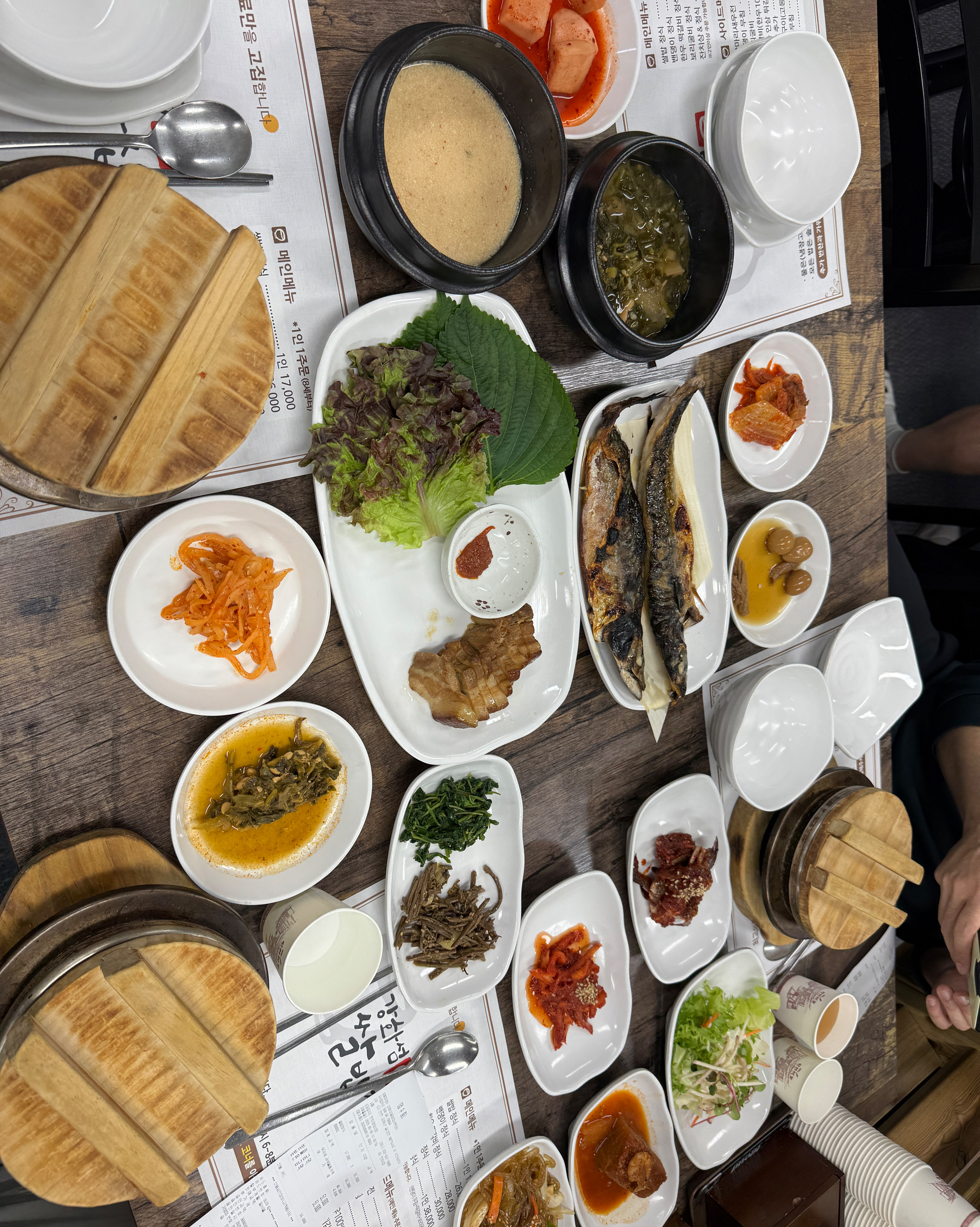 단체로왔는데 매장이 넓어서 좋네요 〰️ 맛있게 잘 먹고갑니다 - 인천 맛집 강화섬쌀밥집