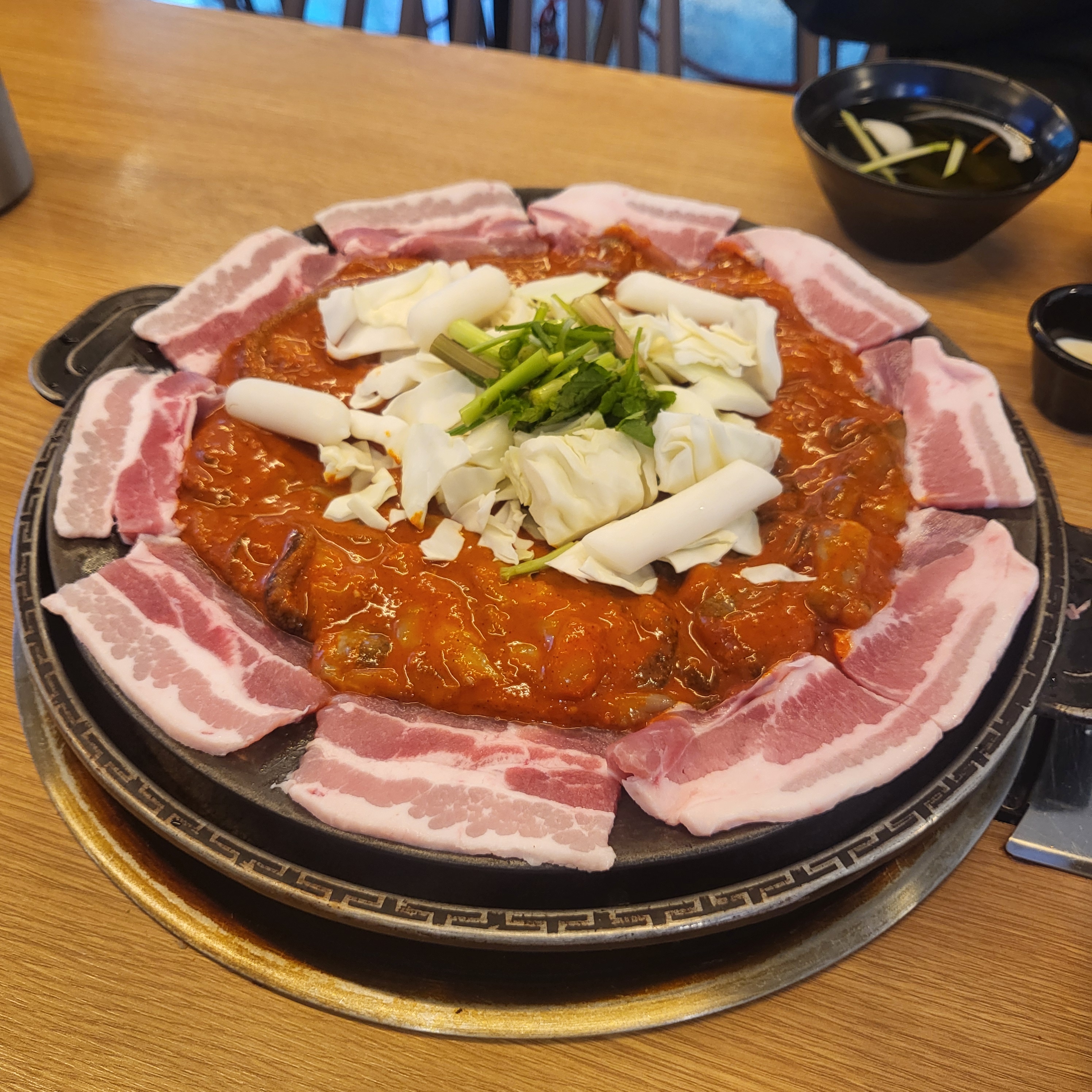 너무 맛있어요 ! 양도 정말 많고 가격도 저렴하고 현지인 맛집인듯 합니다:) 다음에 또 방