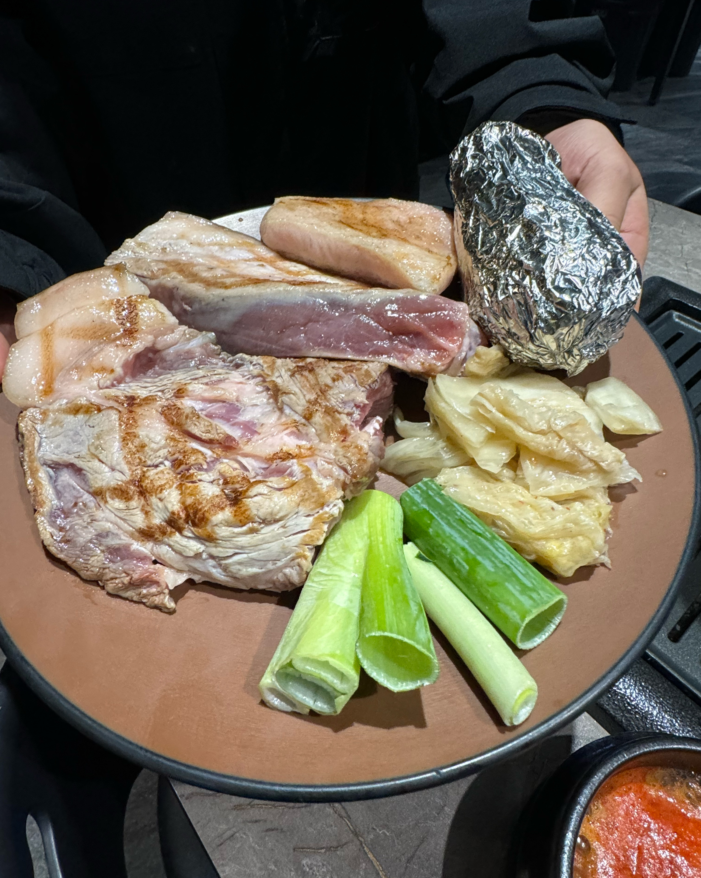 고기 넘 맛잇어요 꼭 드세요 꼭 👏🏻👏🏻👏🏻 - 제주 맛집 돈도칸 연동흑돼지