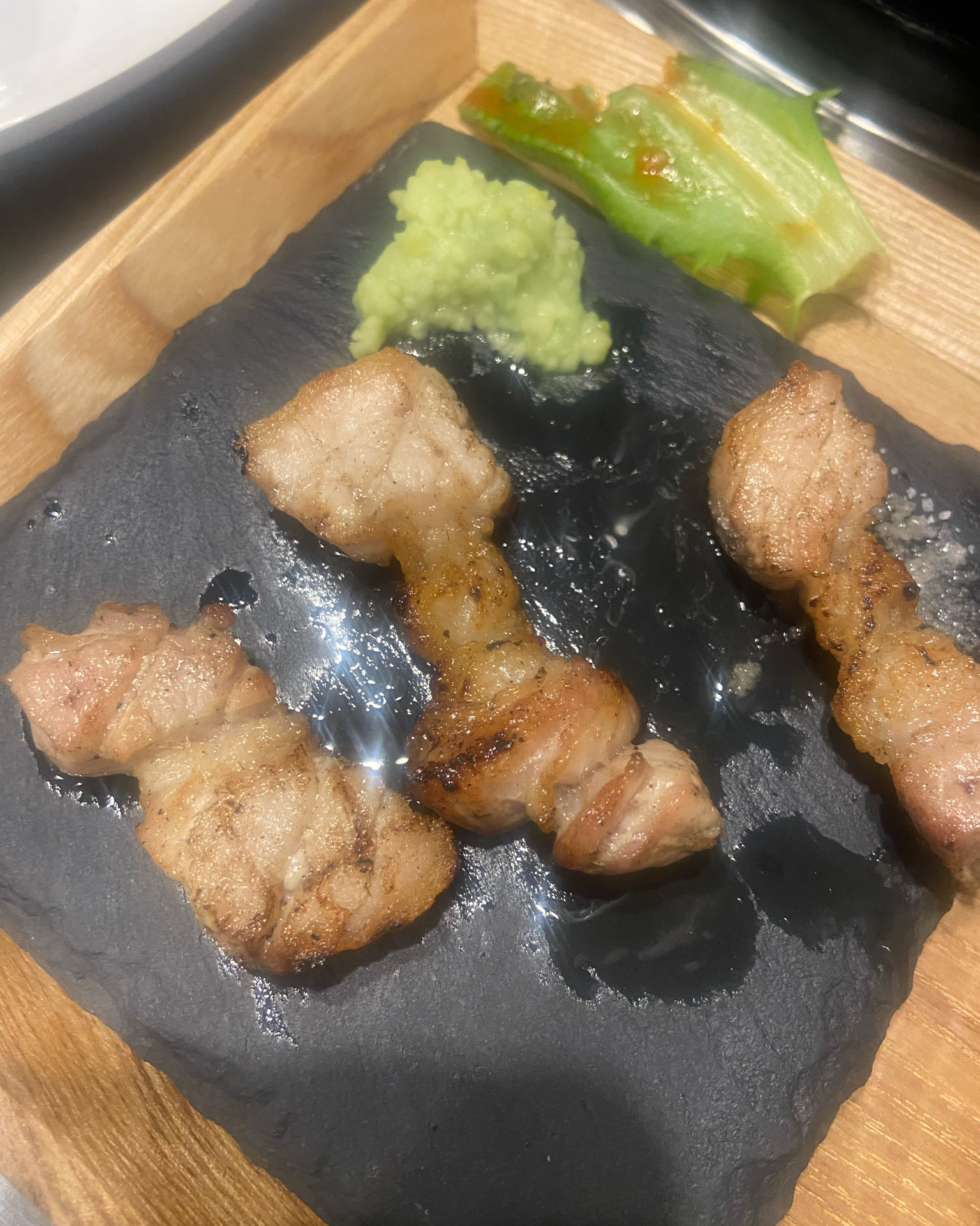 고기질도 분위기도 다 좋습니다 - 대전 맛집 반지하 관평점