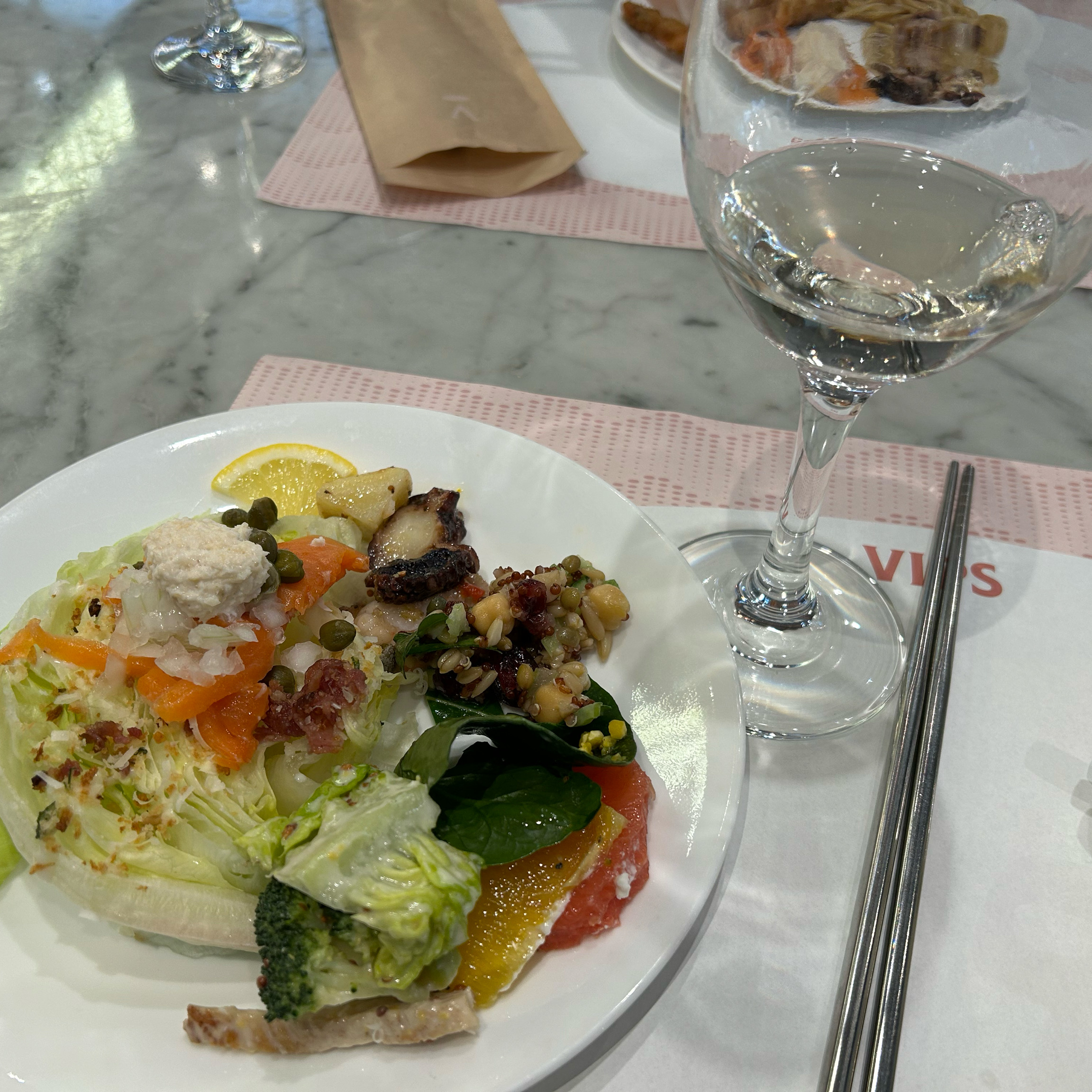 메뉴가 다양하고 가족 모임하기 좋아요. 연어가 젤 맛나요ㅎㅎ - 계양구 맛집 빕스 계산점
