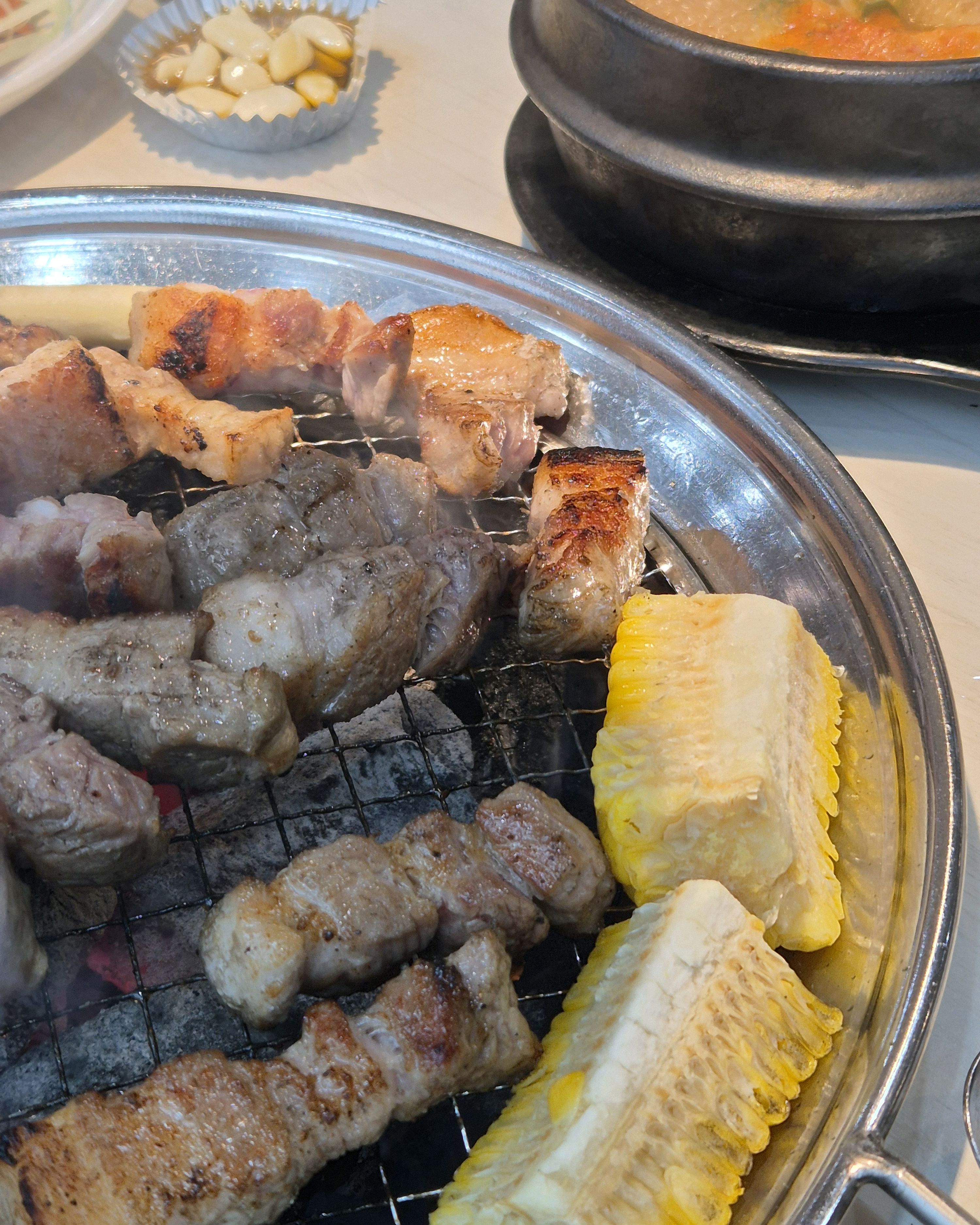 동네에도 명륜진사 있는데 능곡동 명륜진사가 맛있어서 일부로 차타고 와요! 고기질이 제일 좋