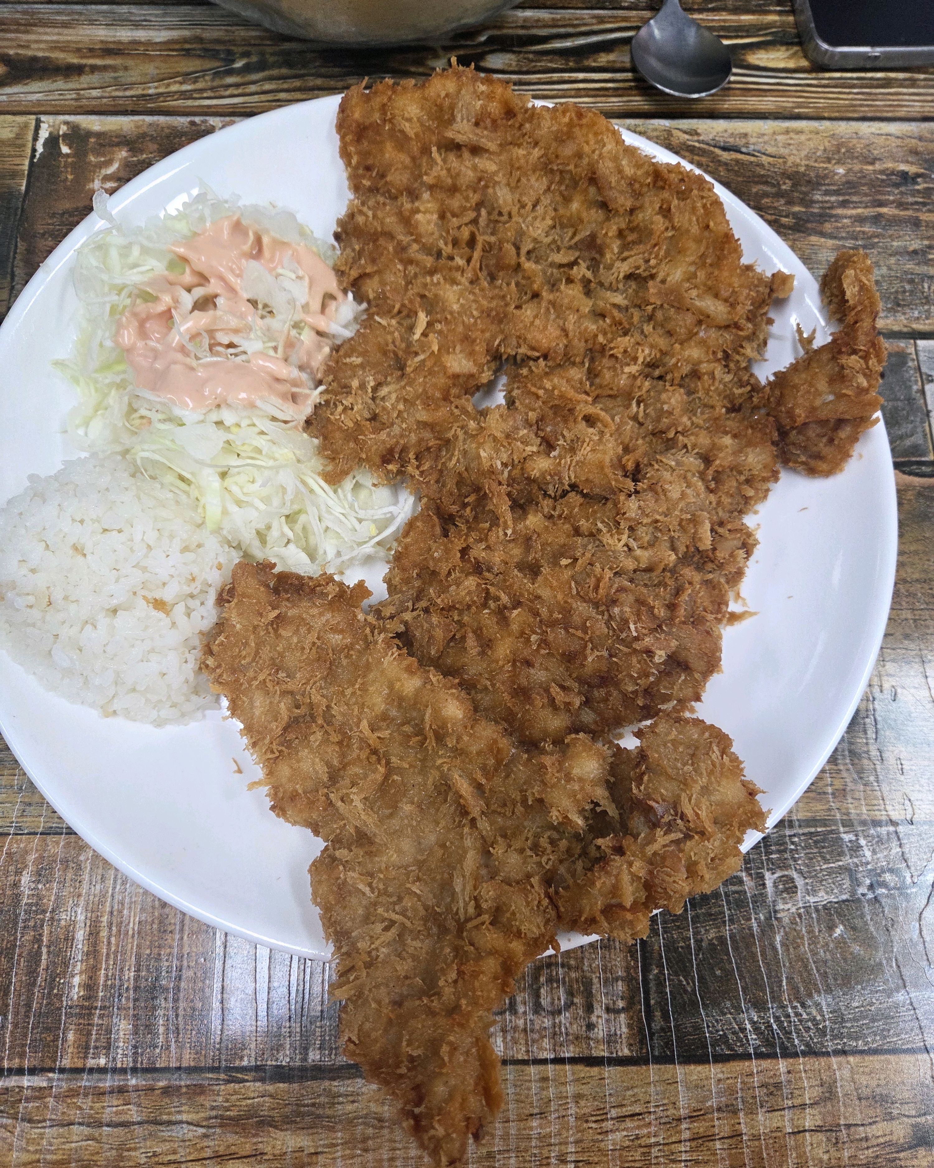 대기시간이 좀 길긴했지만 운좋게 주차자리가 나서 아이가있는데도 기다릴만했어요 - 대전 맛집 시민칼국수