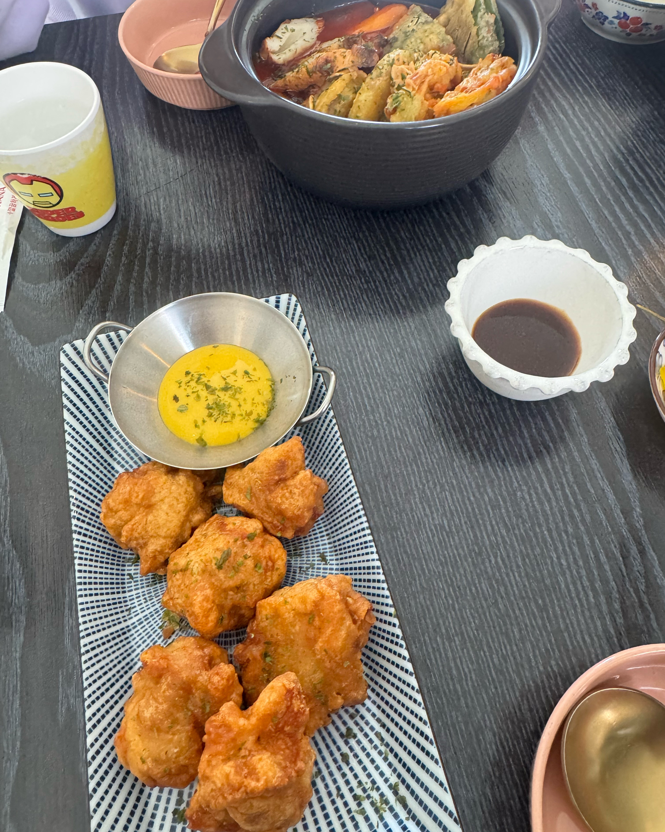 제주도에서 여러군데 돈까스집을 다녀봤지만 이렇게 맛있는집은 처음이네요💕 떡볶이도 매콤달달 