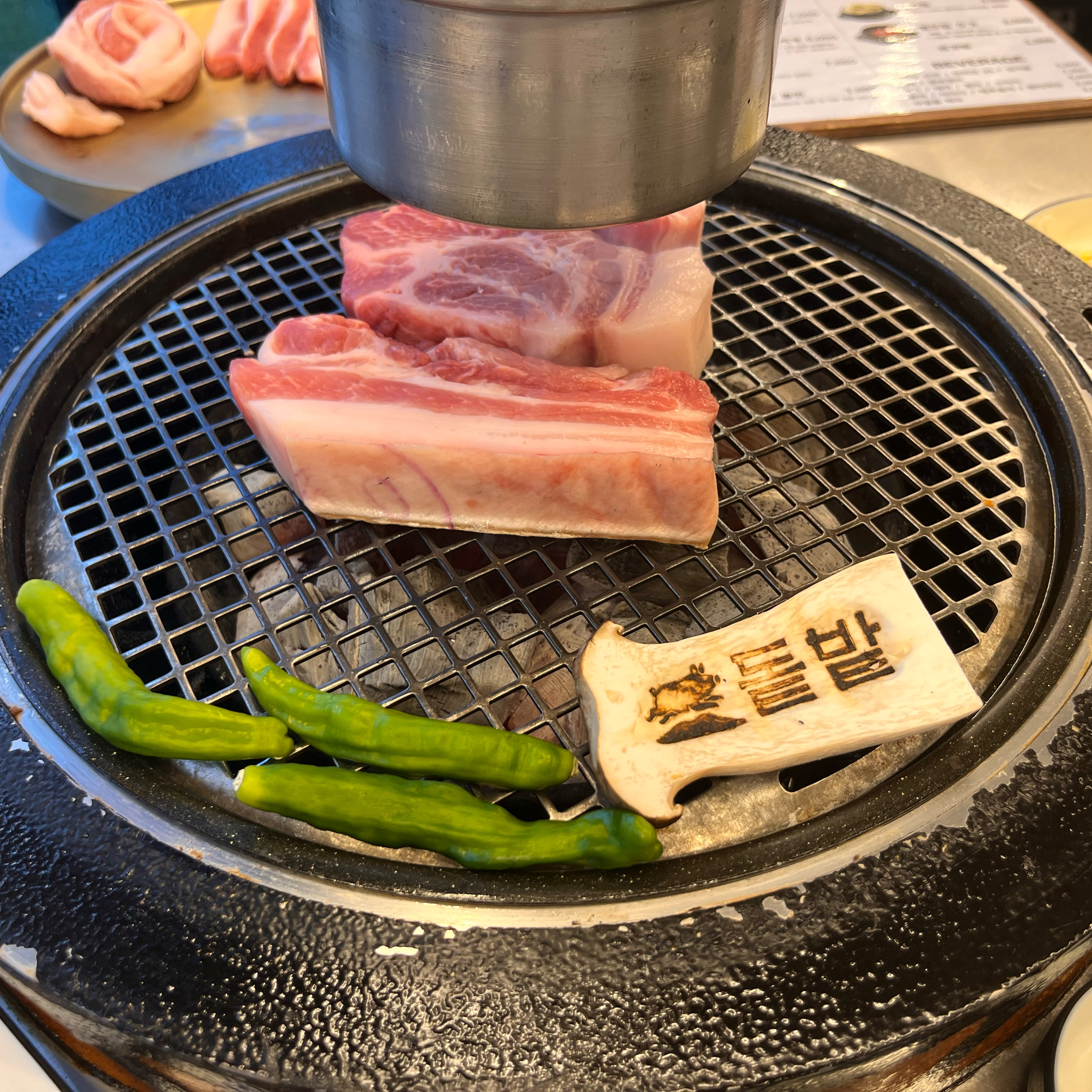 돌밭스페셜이랑 흑돼지 김치찌개 - 제주 맛집 돝밭 애월흑돼지