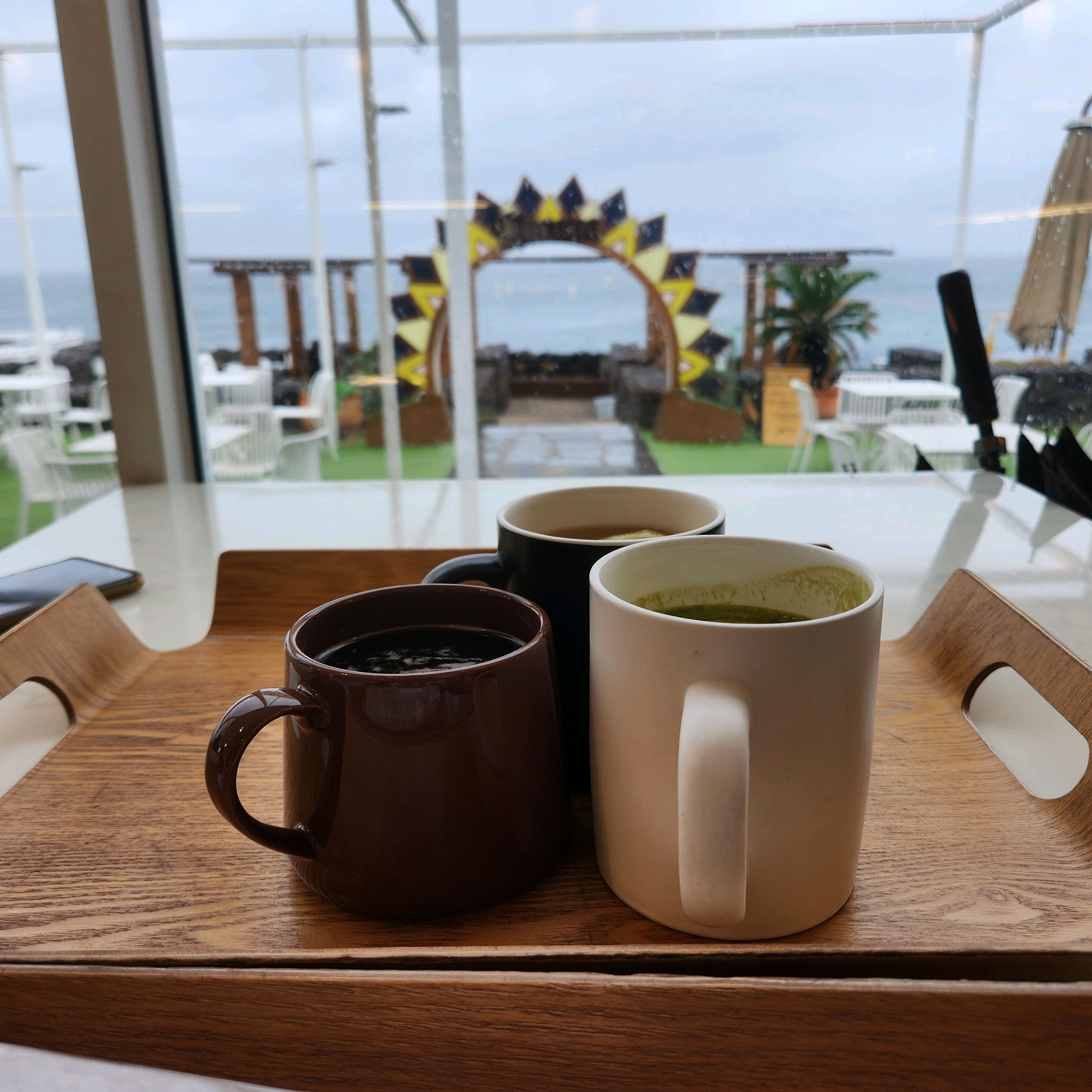 뷰도좋구 차맛도좋아요~ - 제주 맛집 외도339