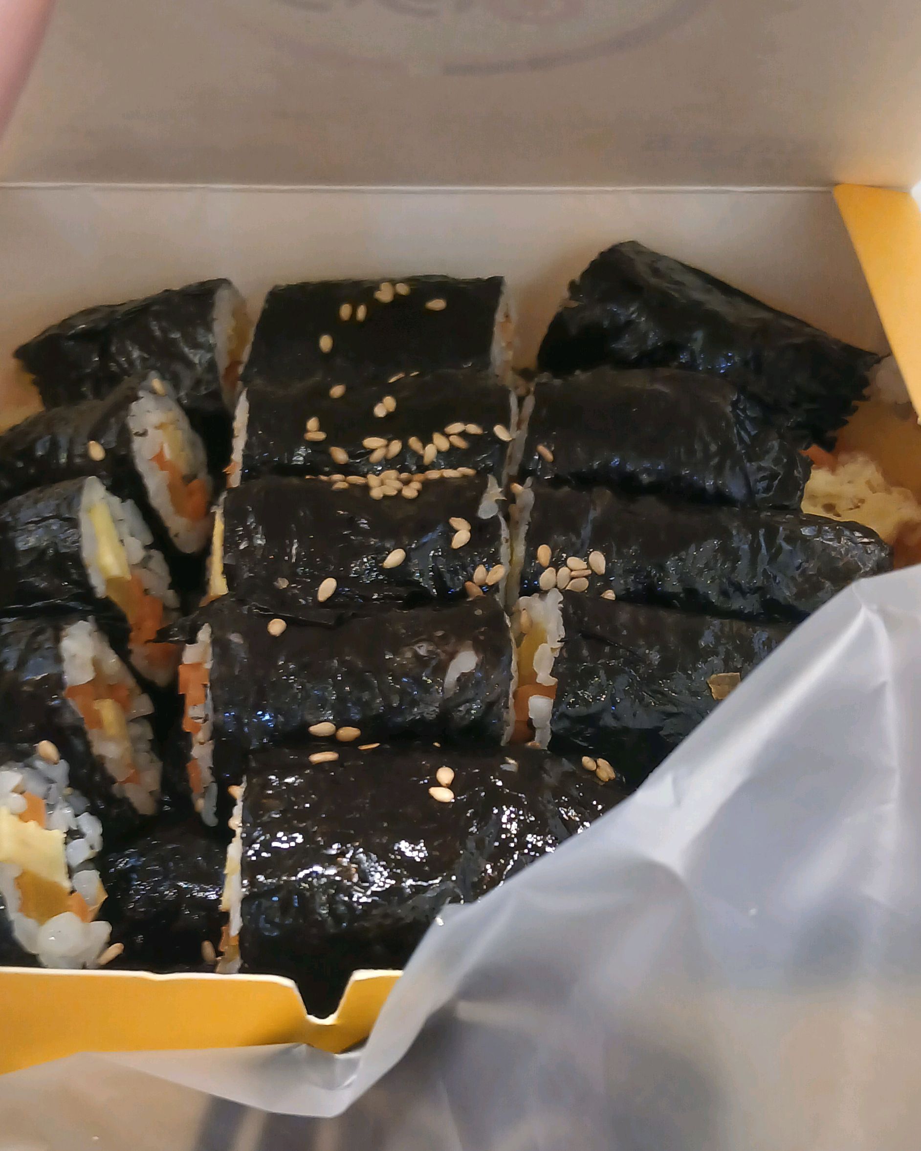 대게 맜있고 사장님더 친잘하시네요 항상 아용하는 집이지만 잘 됐으면 좋겠습니다!! - 불당동 맛집 또또꼬마김밥 본점