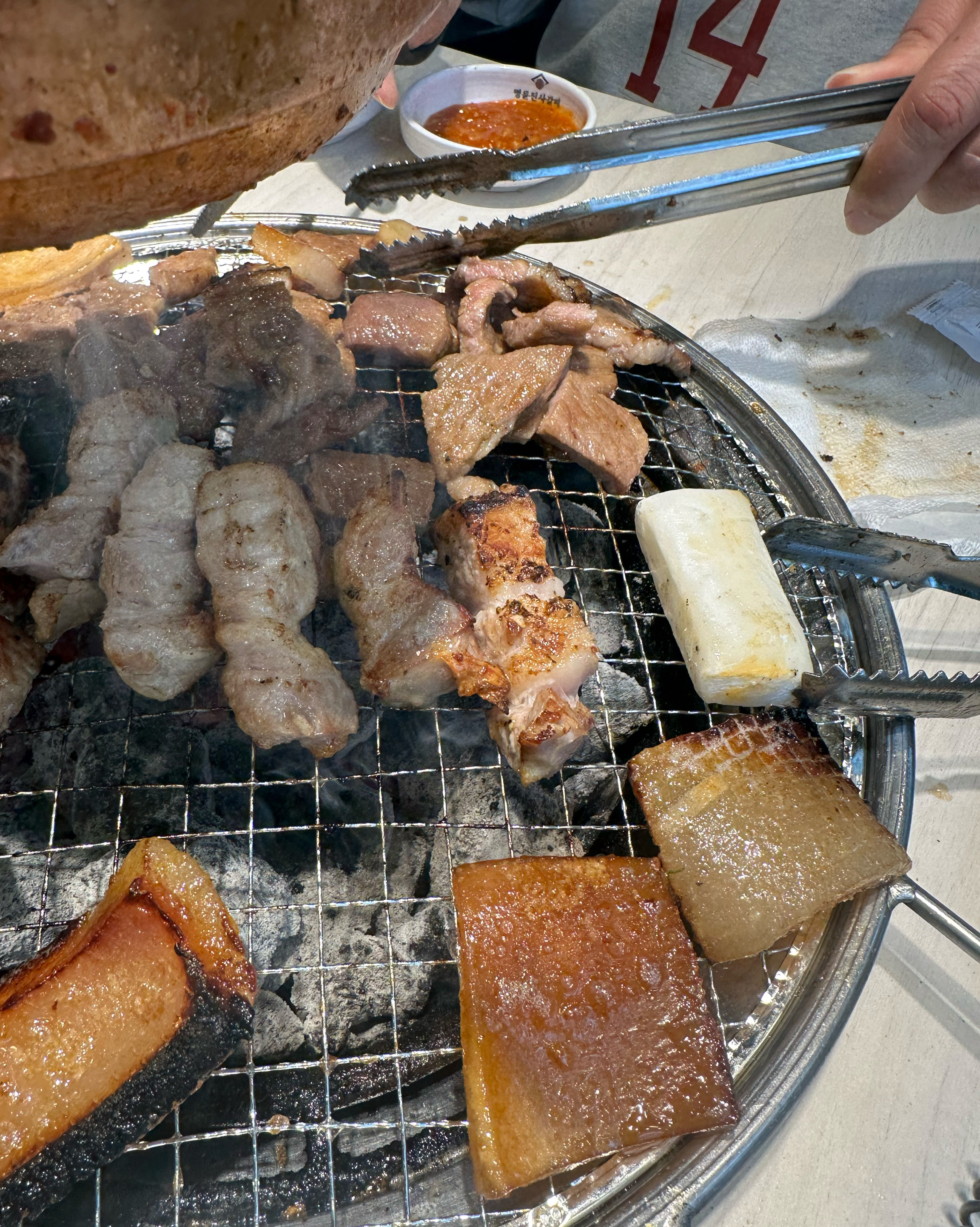 껍데기 삼겹살 오도독 맛있는 집! - 방배동 맛집 명륜진사갈비 서울방배점