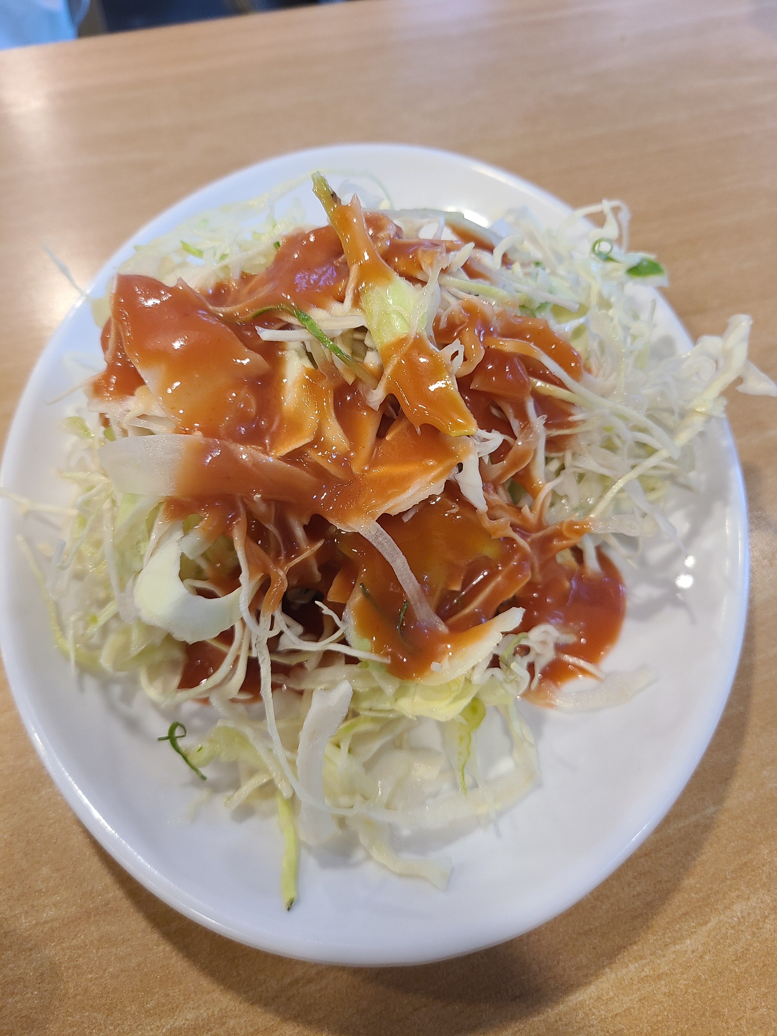 신포동 닭강정만 먹다가 새롭게 신포야채치킨에 도전! 큰 기대하지 않았는데 맛도 양도 푸짐하