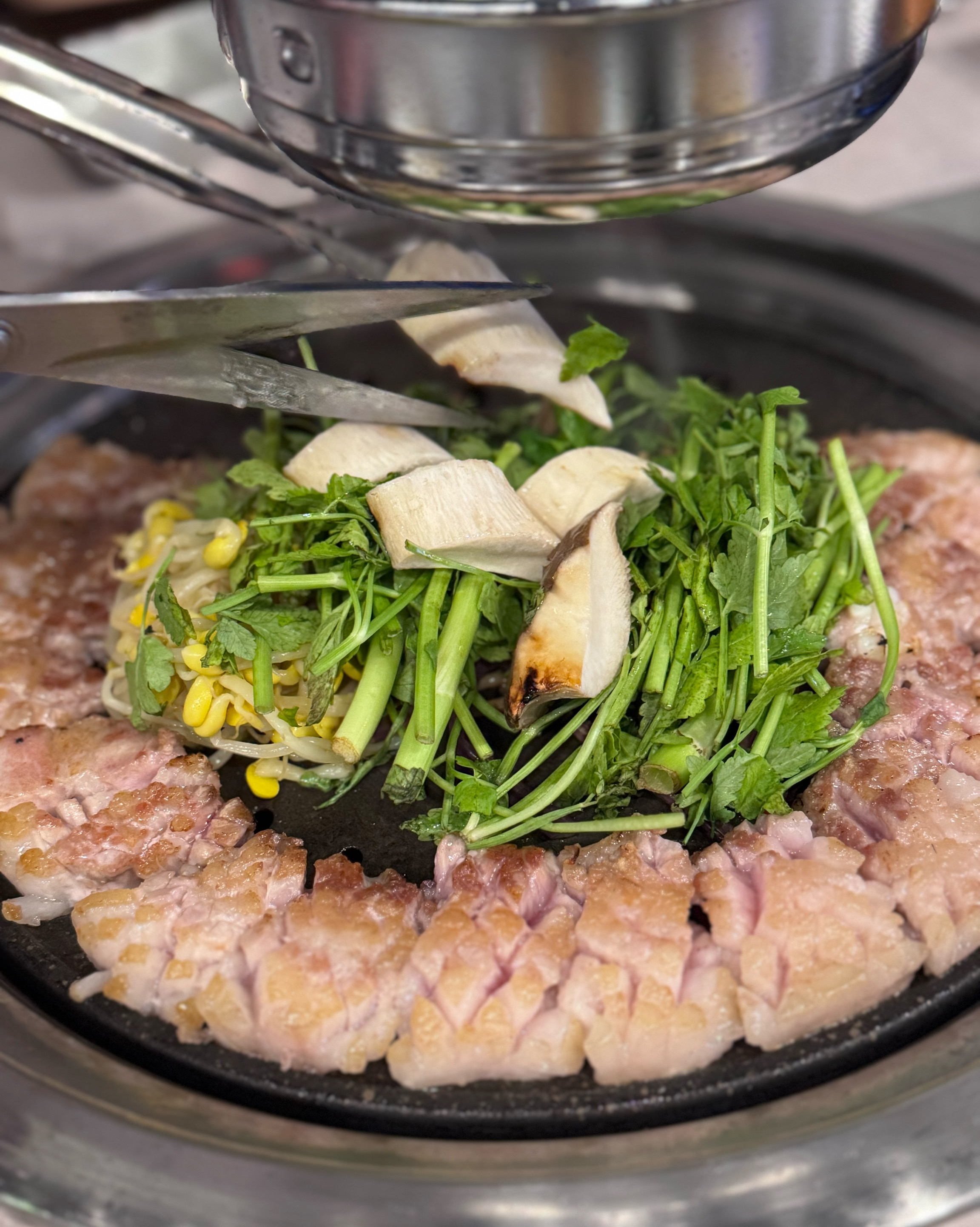 고기 너무 맛있고 굽는 냄새가 많이 나지 않아서 좋아요!! 또 올게요🔥 - 대전 맛집 육풍 대전봉명점