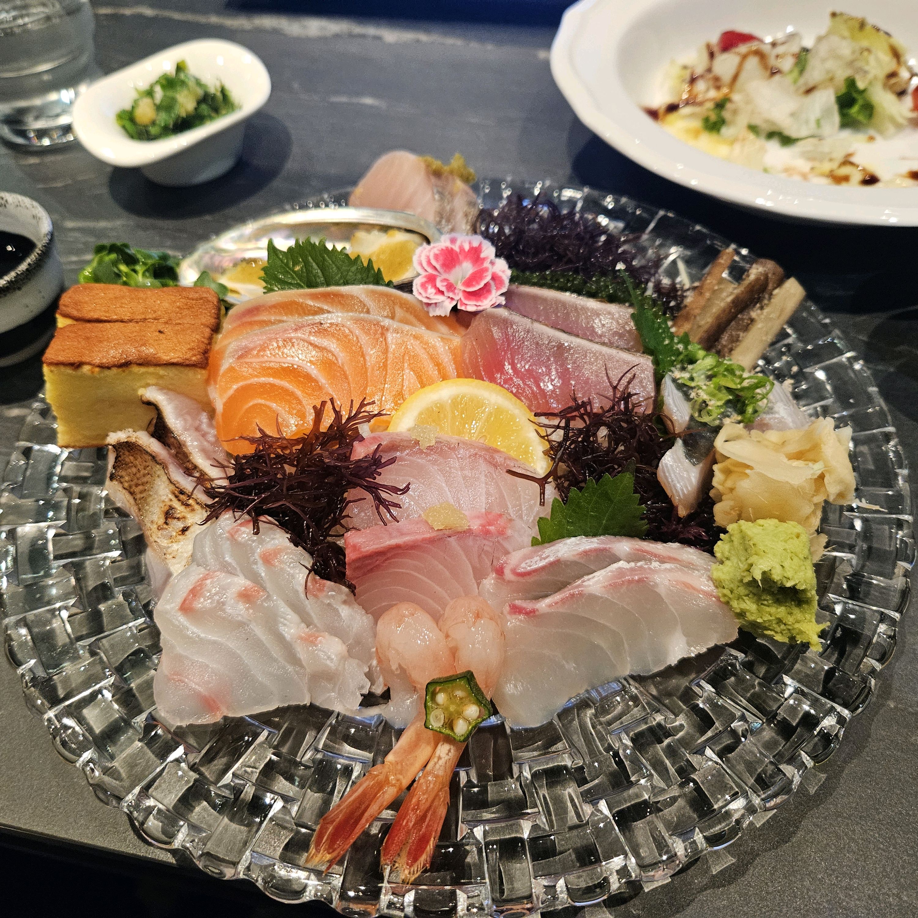 대전 이자카야 소리 진!짜 맛있고 서비스도 좋아요. 사시미 모리아와세 구성도 좋고 메뉴 나