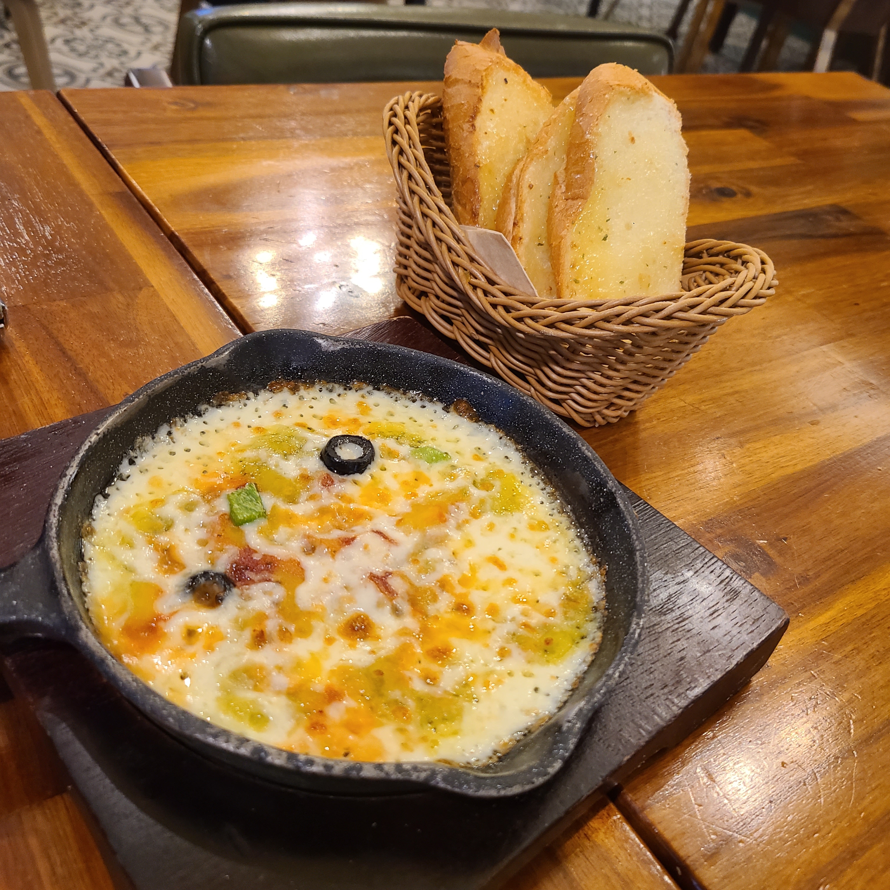 오랜만에 어버이날 기념으로 부모님 모시고 - 불당동 맛집 티볼리 불당점