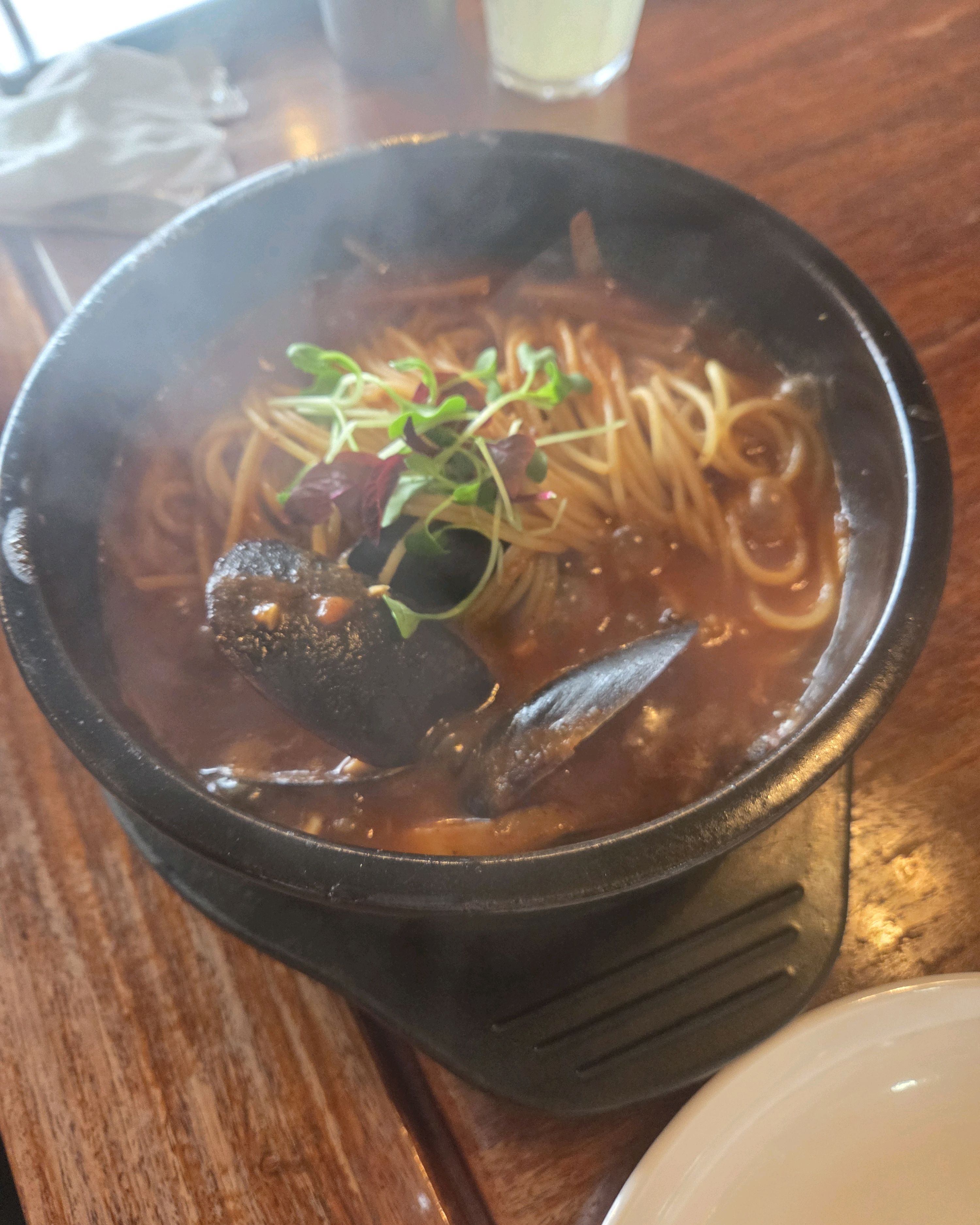 대기에다가 음식도 오래기다려서 좀힘들었는데 - 인천 맛집 뚝배기이탈리아