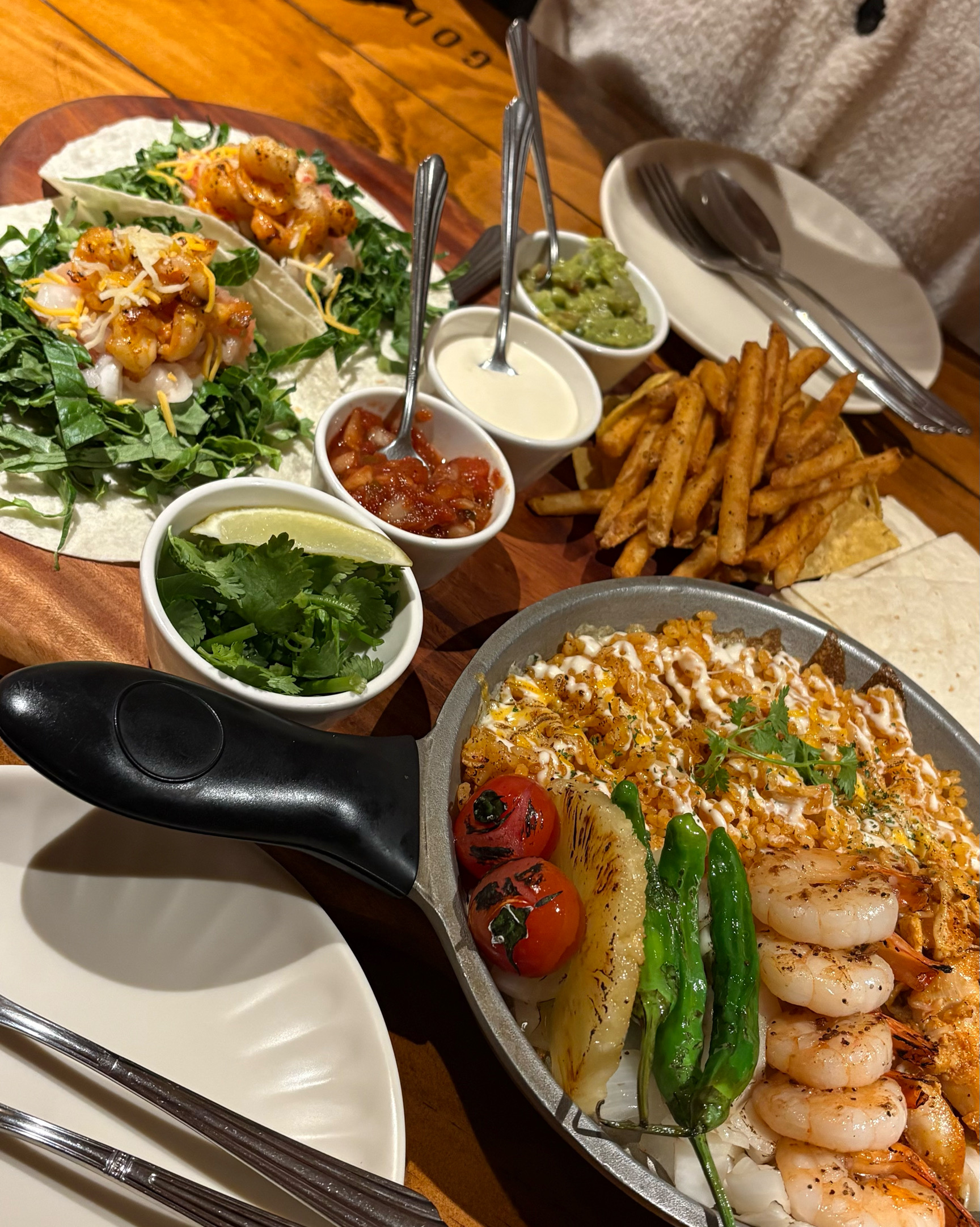 멕시코음식 첨 먹어보는데 넘 맛잇어용🩶색다른음식먹고싶을때오면조읗듯!! - 을지로3가 맛집 갓잇 을지로점