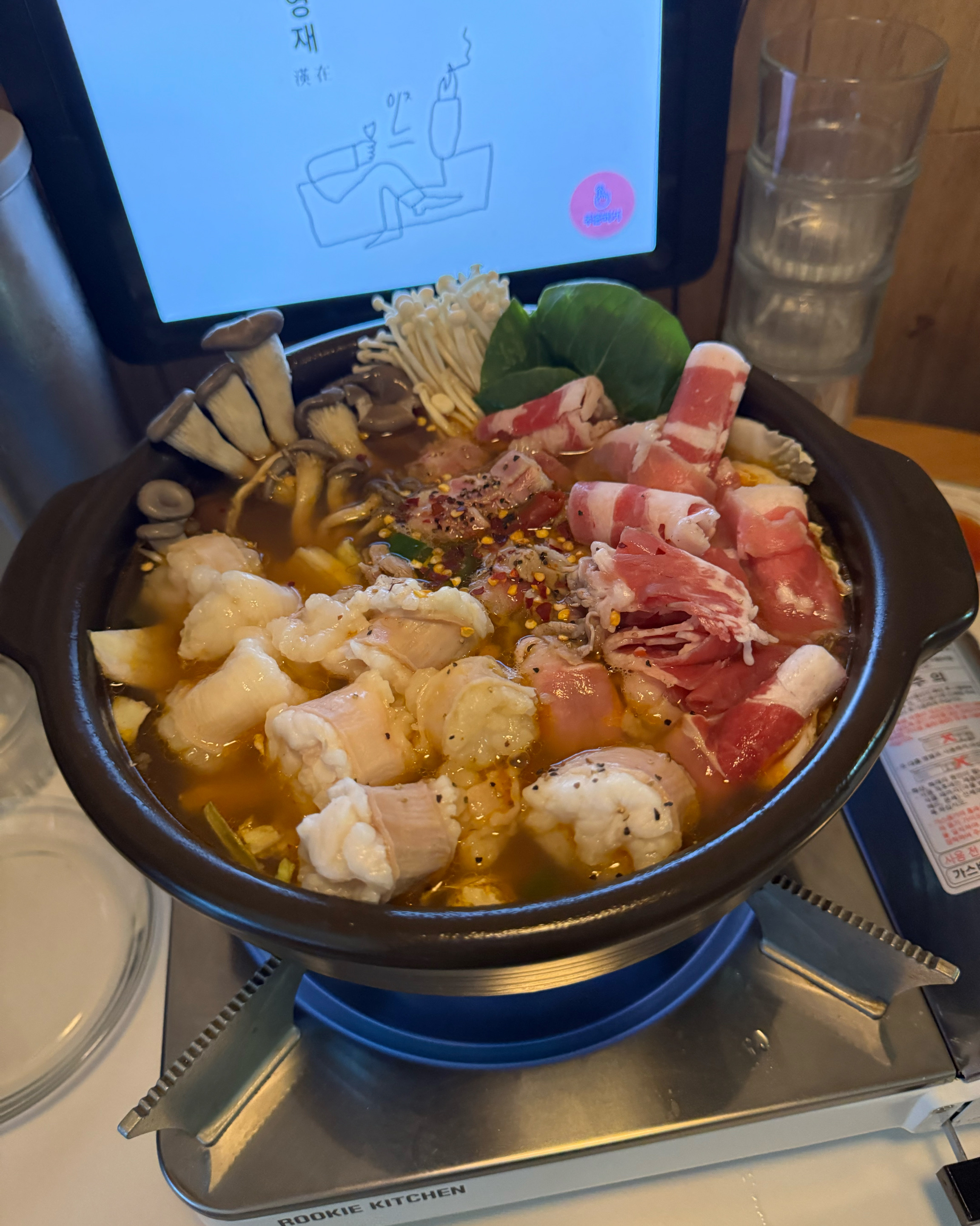 인천논현본점에 갔다가 너무 맛있어서 기억에 남아서 구월동에 생겼다는 소식 듣고 가족들 데리