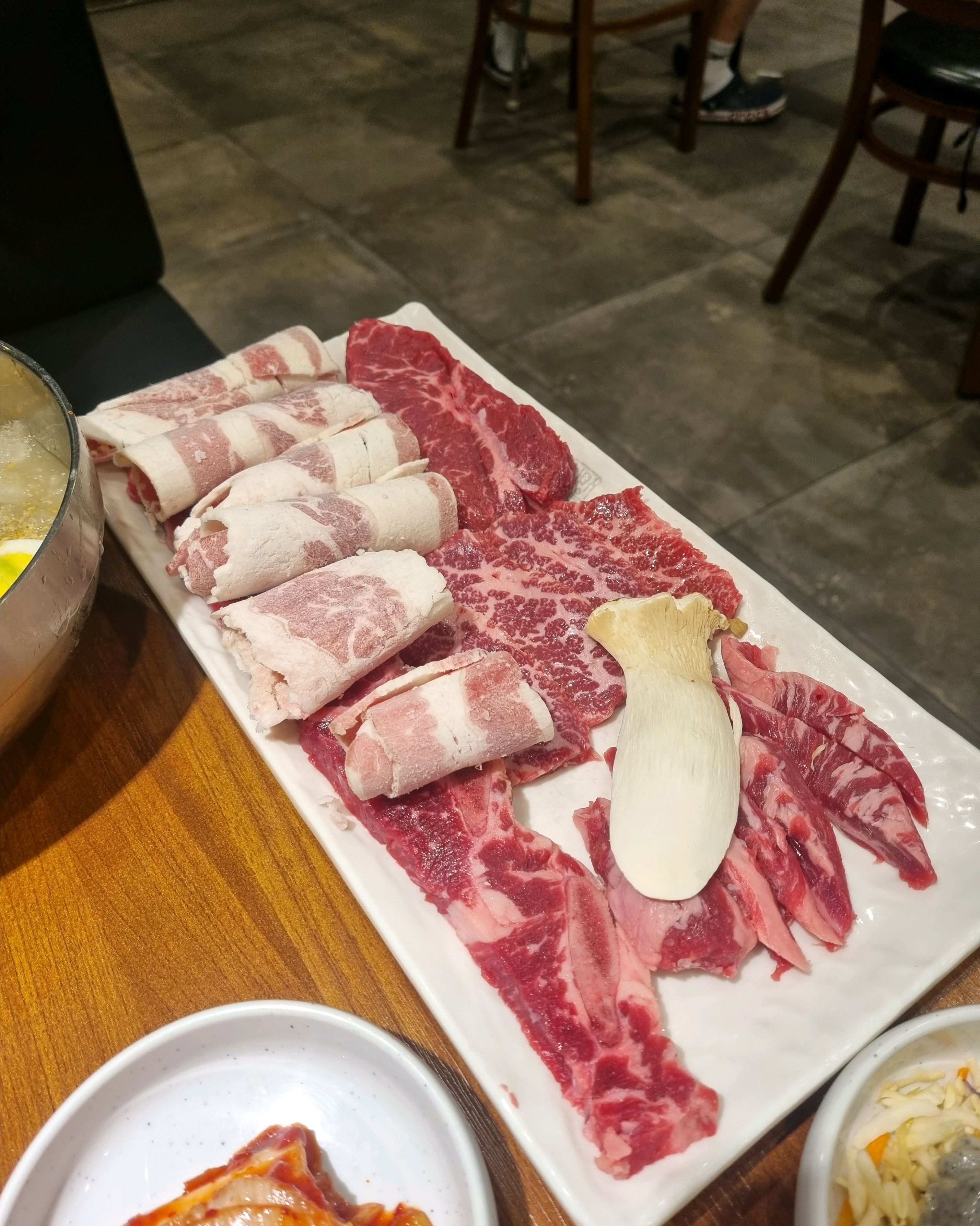 놀이방이 좋아요. 동네친구들이 많이 와서 토요일에는 자주옵니다. - 불당동 맛집 한마음정육식당 천안신불당점