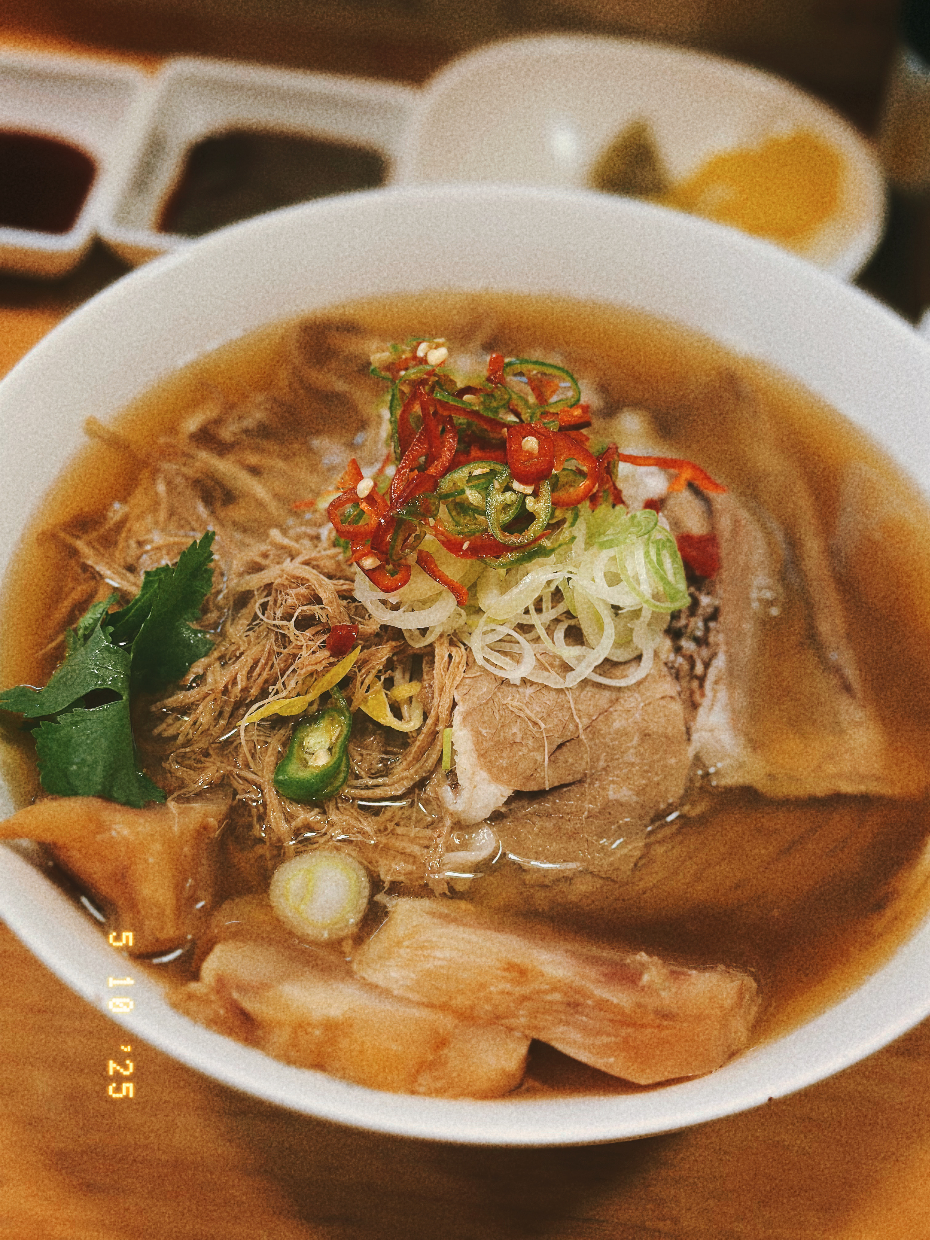 동네 생긴지 얼마 안 됐지만!! 늘 따끈한 국물 땡길때 마다 와이프랑 항상 가서 맛있게 먹