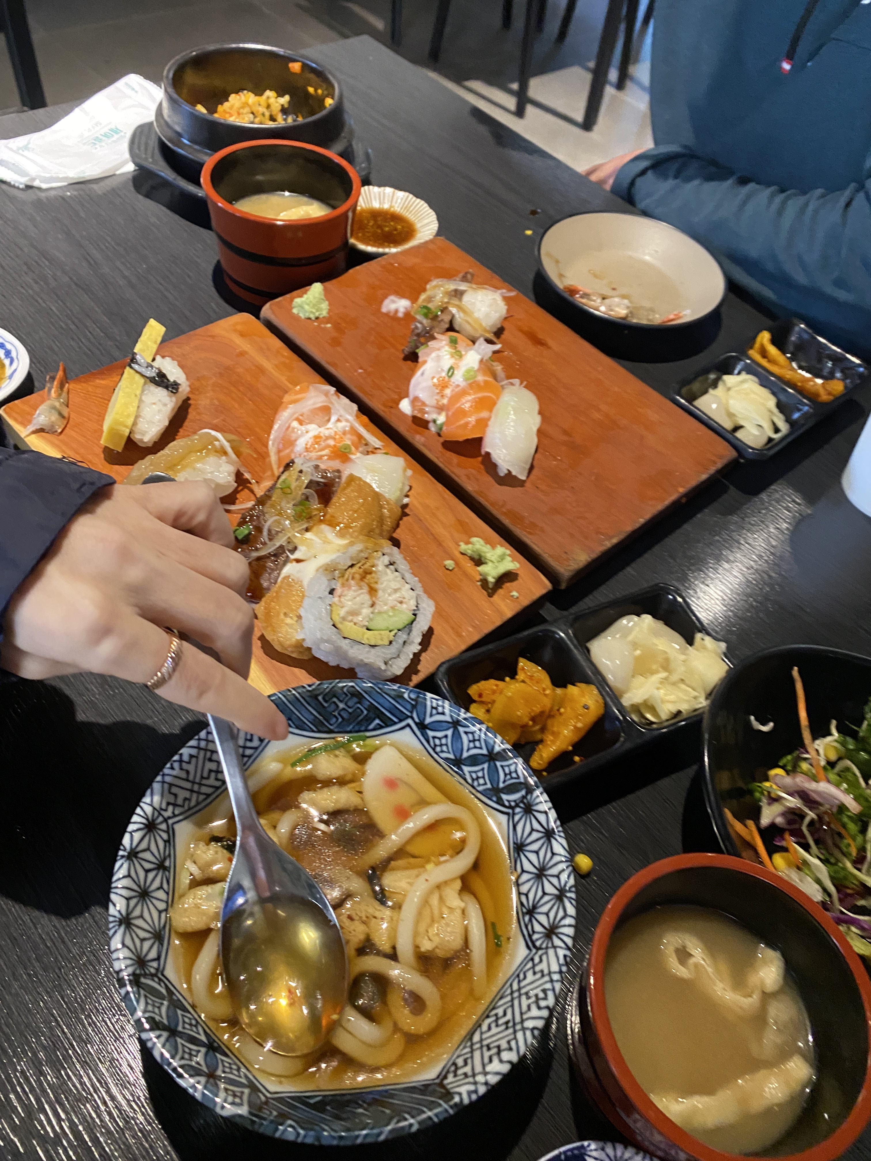 초밥 먹고 싶을때 방문하기 너무 좋아요!! - 대전 맛집 하츠야초밥