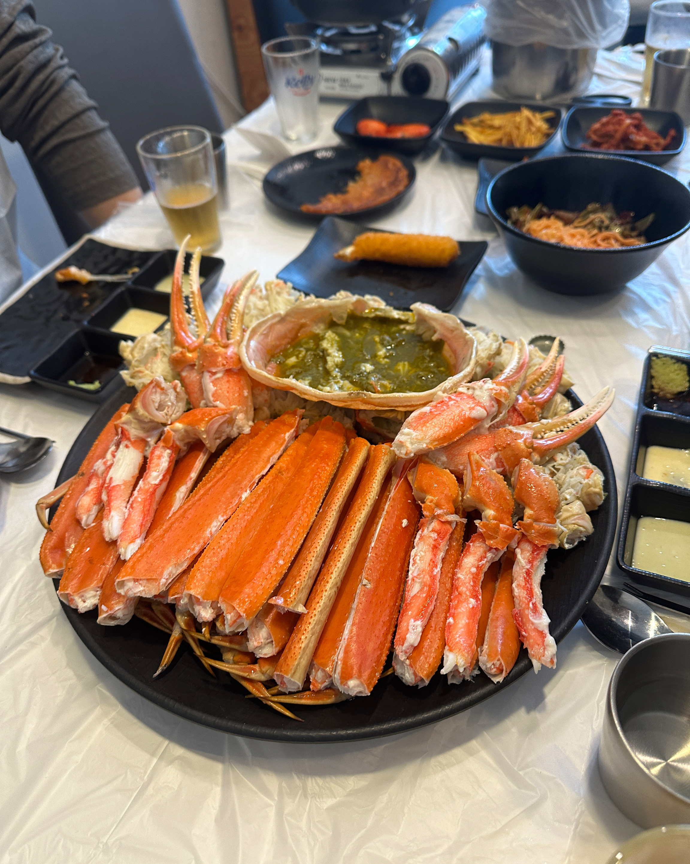 반찬도 알차게 잘나오고 대게도 수율 대박이예요 - 불당동 맛집 대성수산 대게직판점 천안불당점
