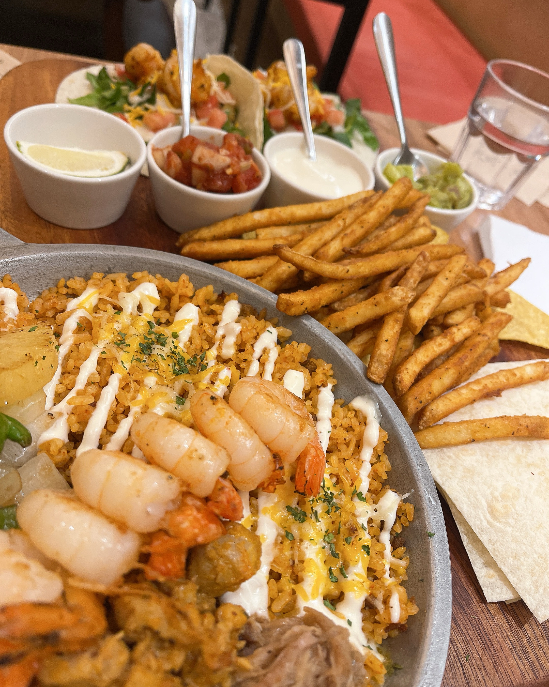 언니랑 색다른 음식 먹으려고 왔는데 맛있었다 - 압구정 로데오 맛집 갓잇 압구정 도산공원점