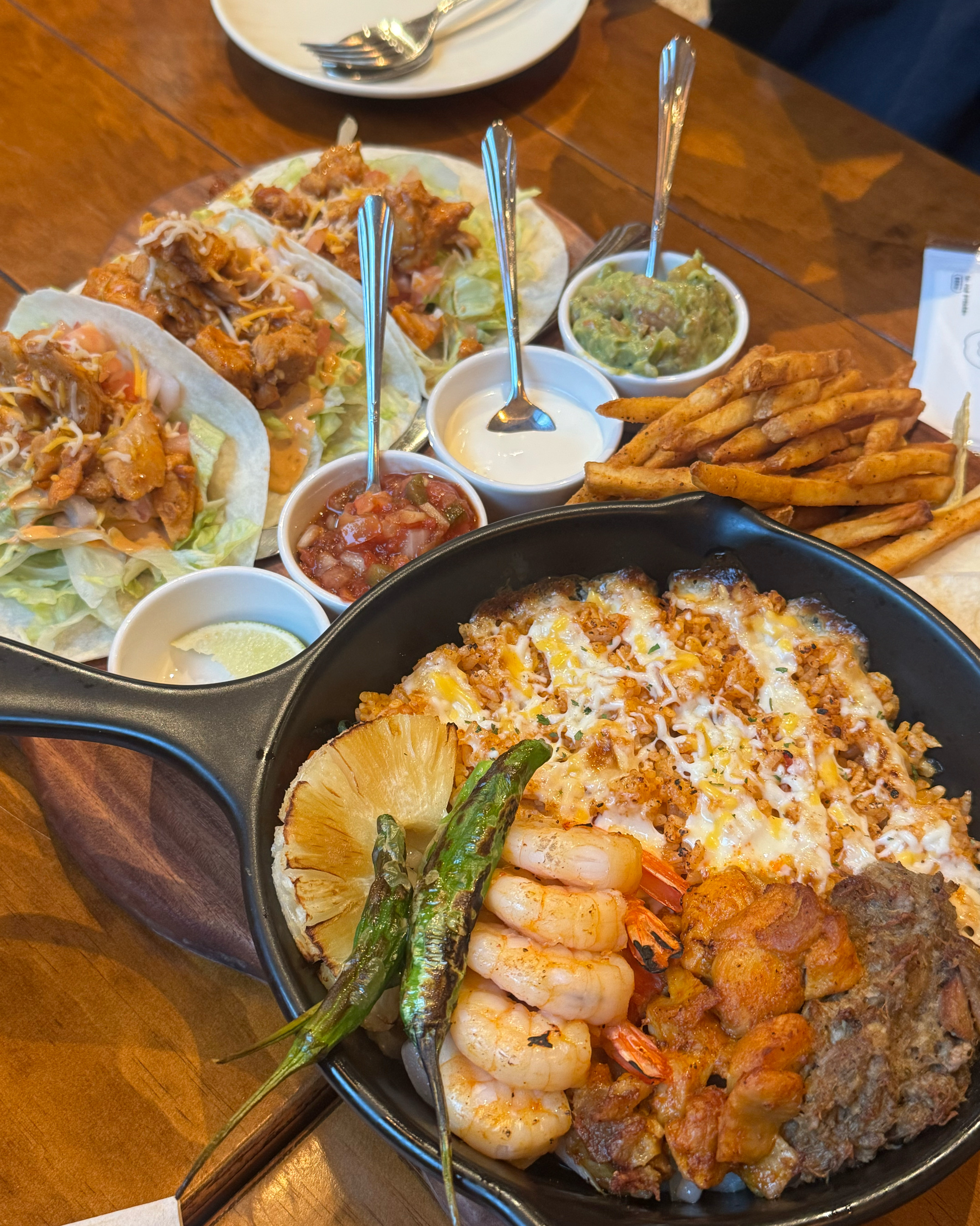 직원들 모두 친절하시구 맛있어요 ㅎㅎㅎㅎ 또 방문할게요 - 발산역 맛집 갓잇 마곡점