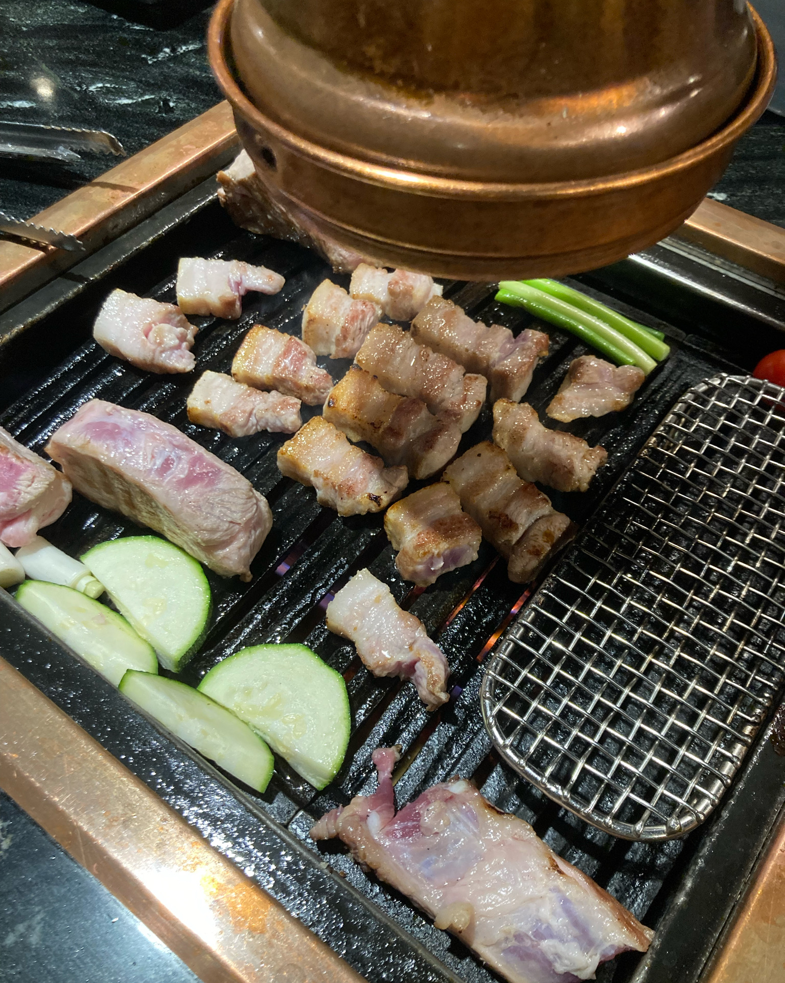 구월동고기집 알아보다가 구월동맛집이라고 해서 방문했는데 고기가 맛있어요! 구월동삼겹살 여기