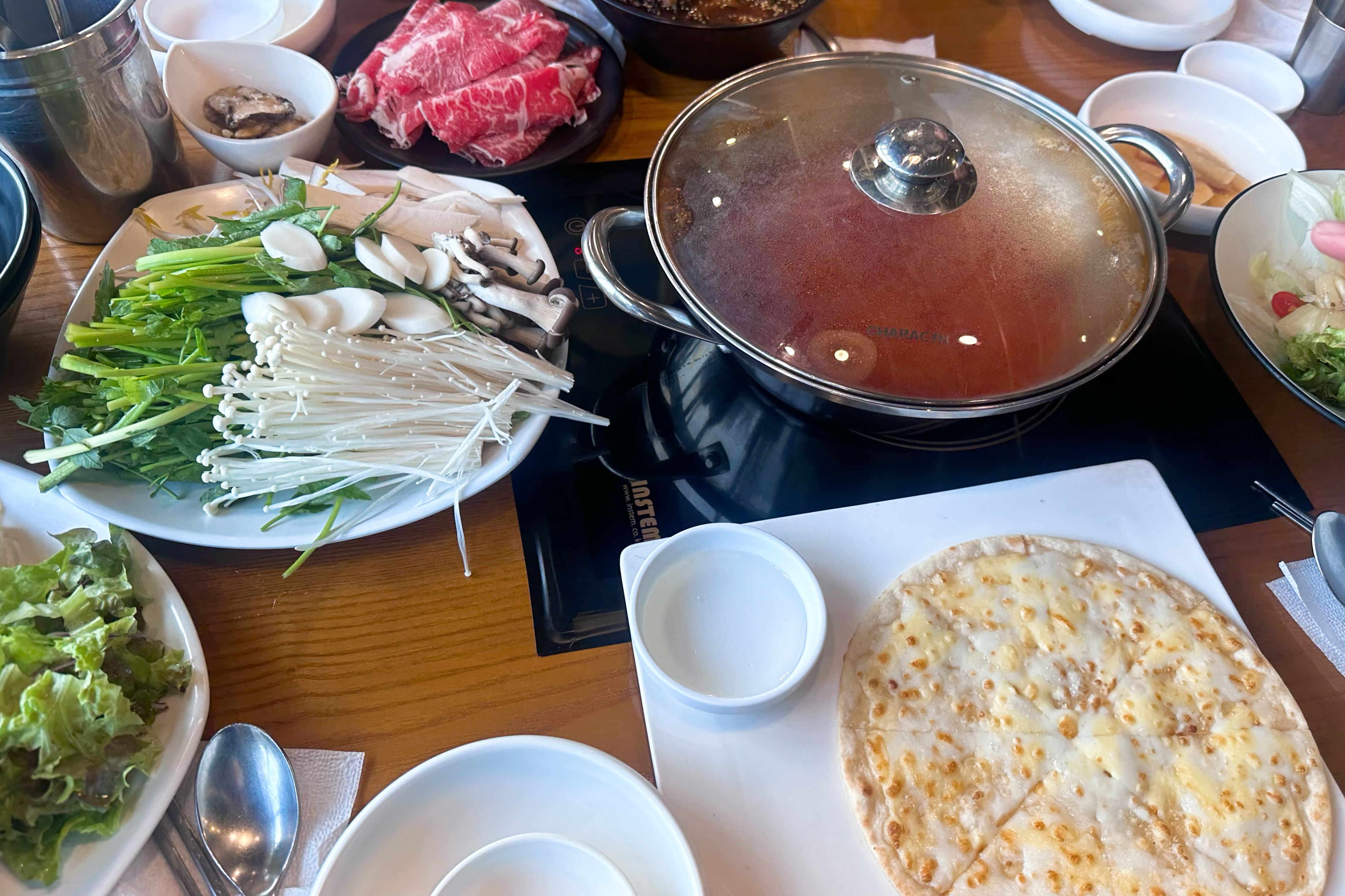 맛집 검색해서 왔는데, 너무 맛있네요!! 쭈꾸미도 너무 맛있고 ,만두전골도 너무 맛있어요!
