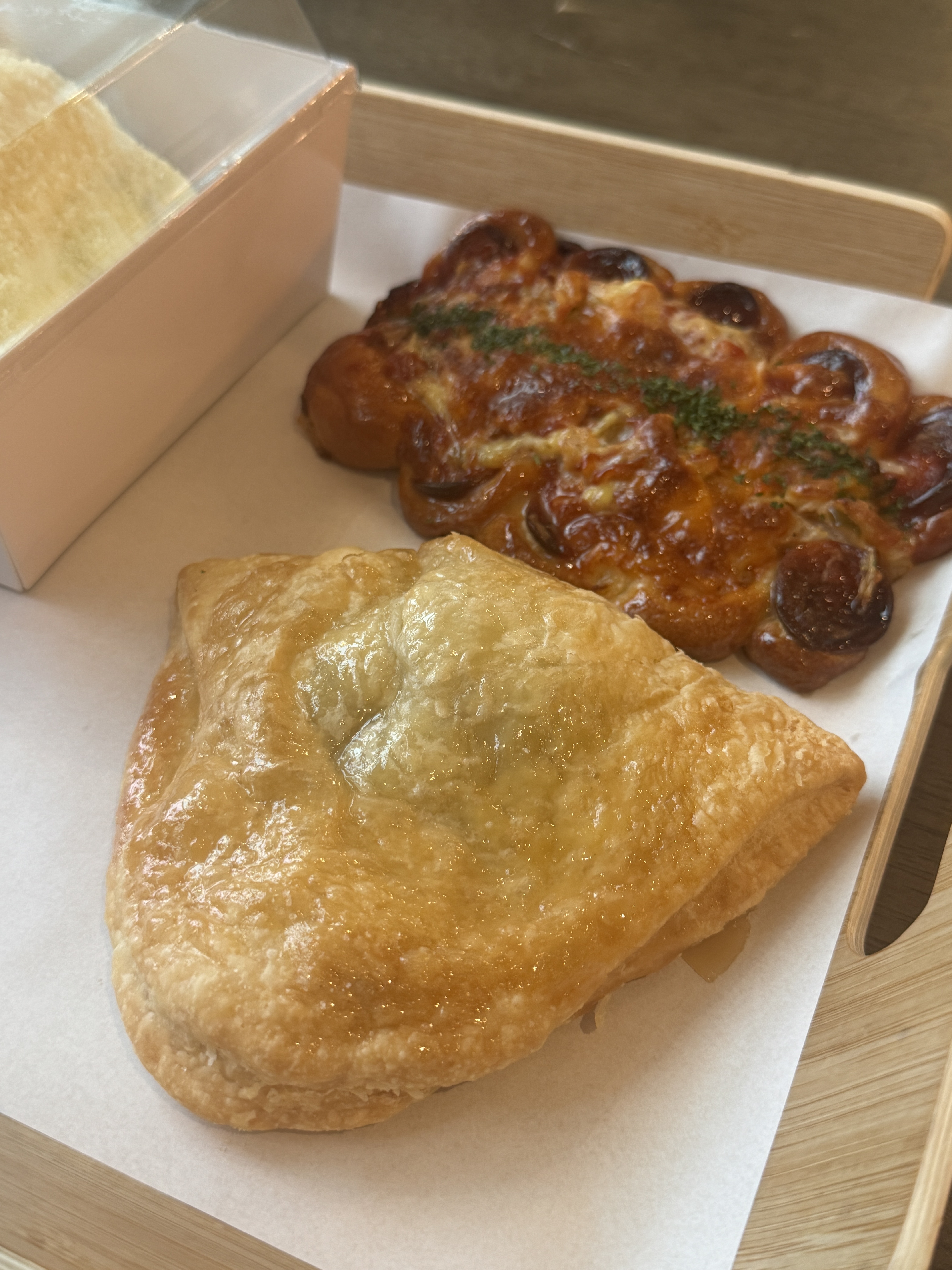 전에 왔다가 좋아서 또 왔어용 ㅎㅎ 안온 사이에 24시간이 됐네여 더 좋아오 ㅜㅜ 최공 - 인천 맛집 빵백화점