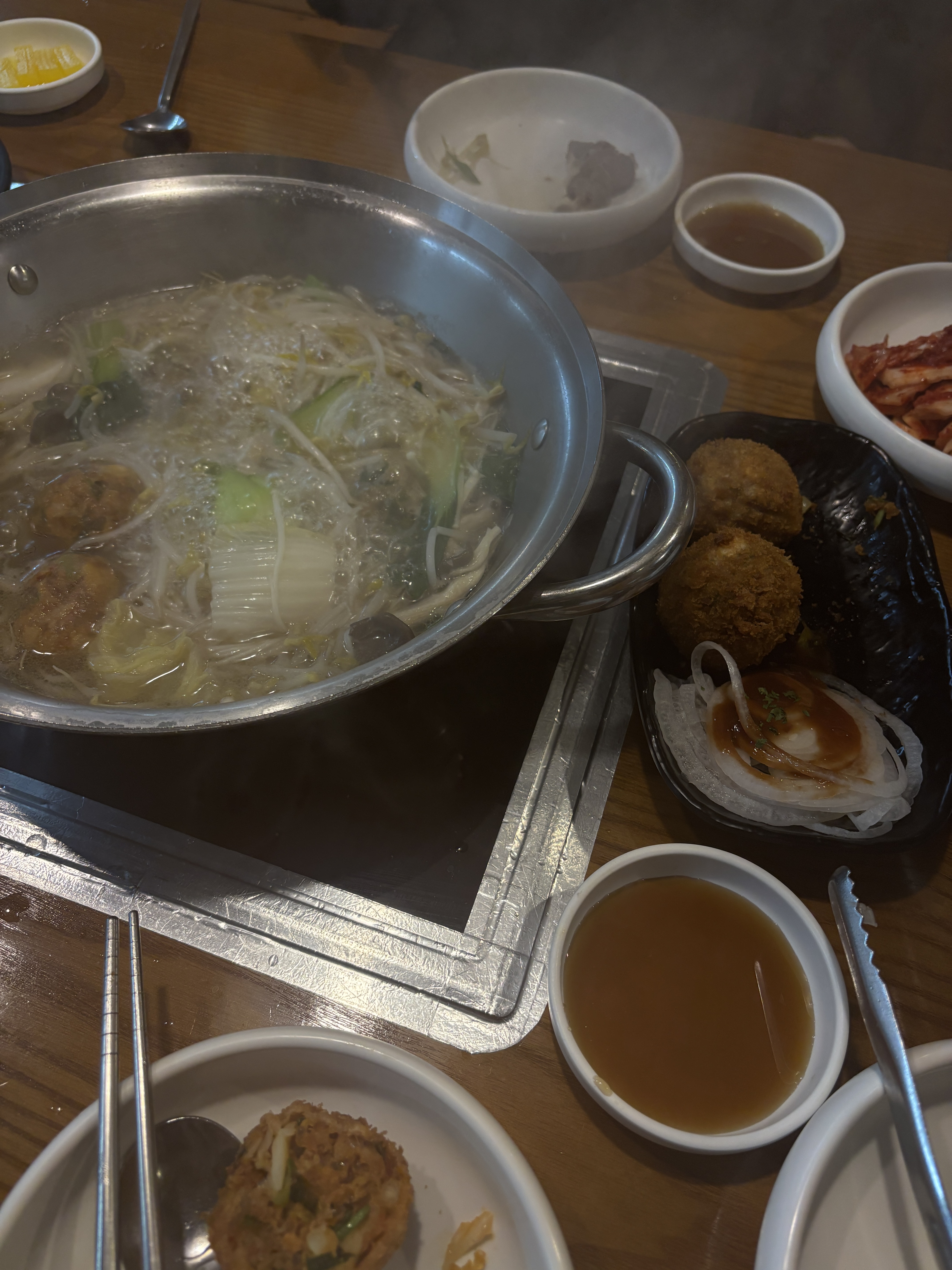 아이랑 방문했는데 같이밥먹이기두 편하고 맛잇어요~~ 속든든히 잘먹구 갑니다! - 인천 맛집 해가연만두