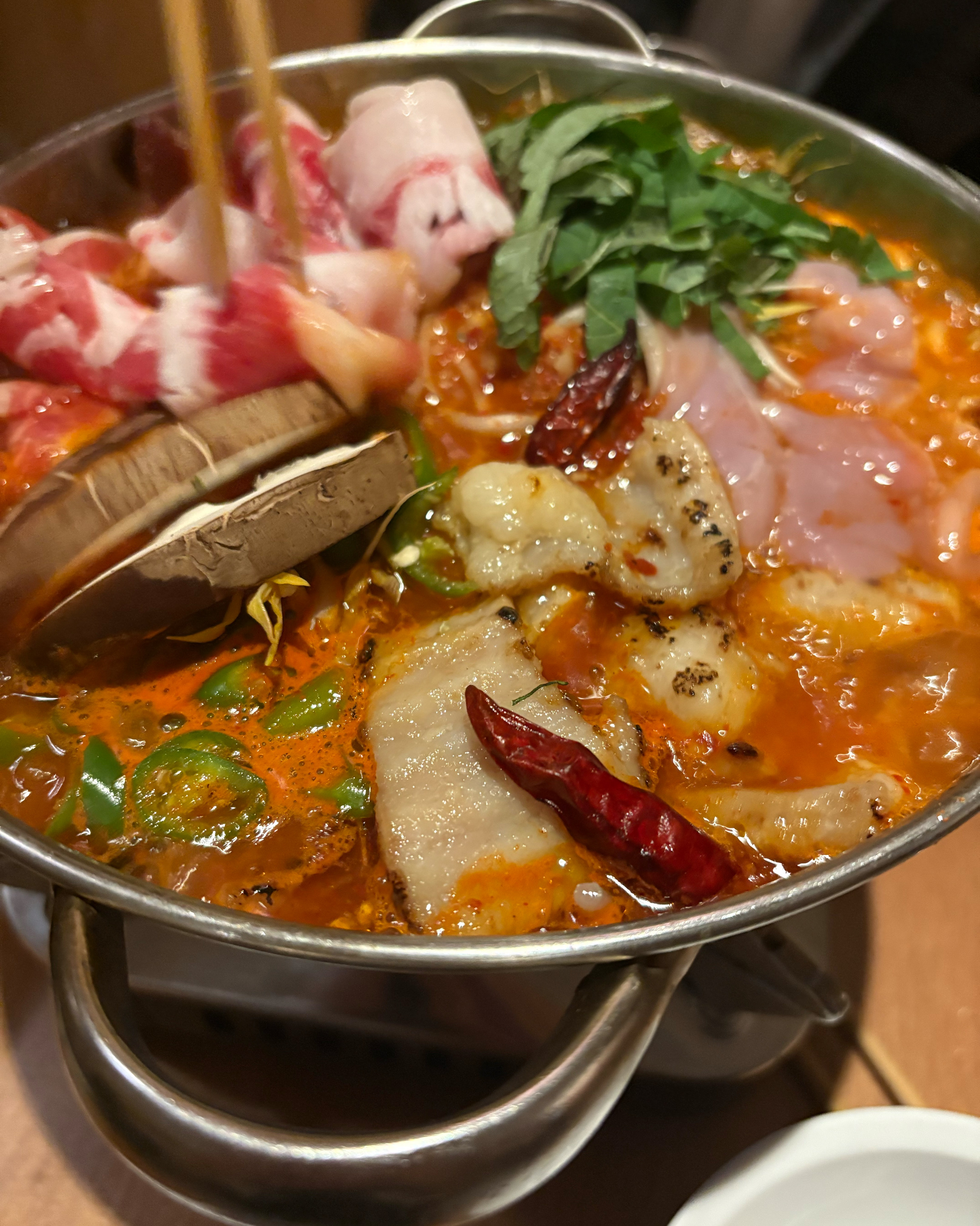 진짜 욕 아니고 물이 너무 맛있어용 그리고 안주도 퀄리티 미쳤움요 - 대전 맛집 마요네즈 대흥동점