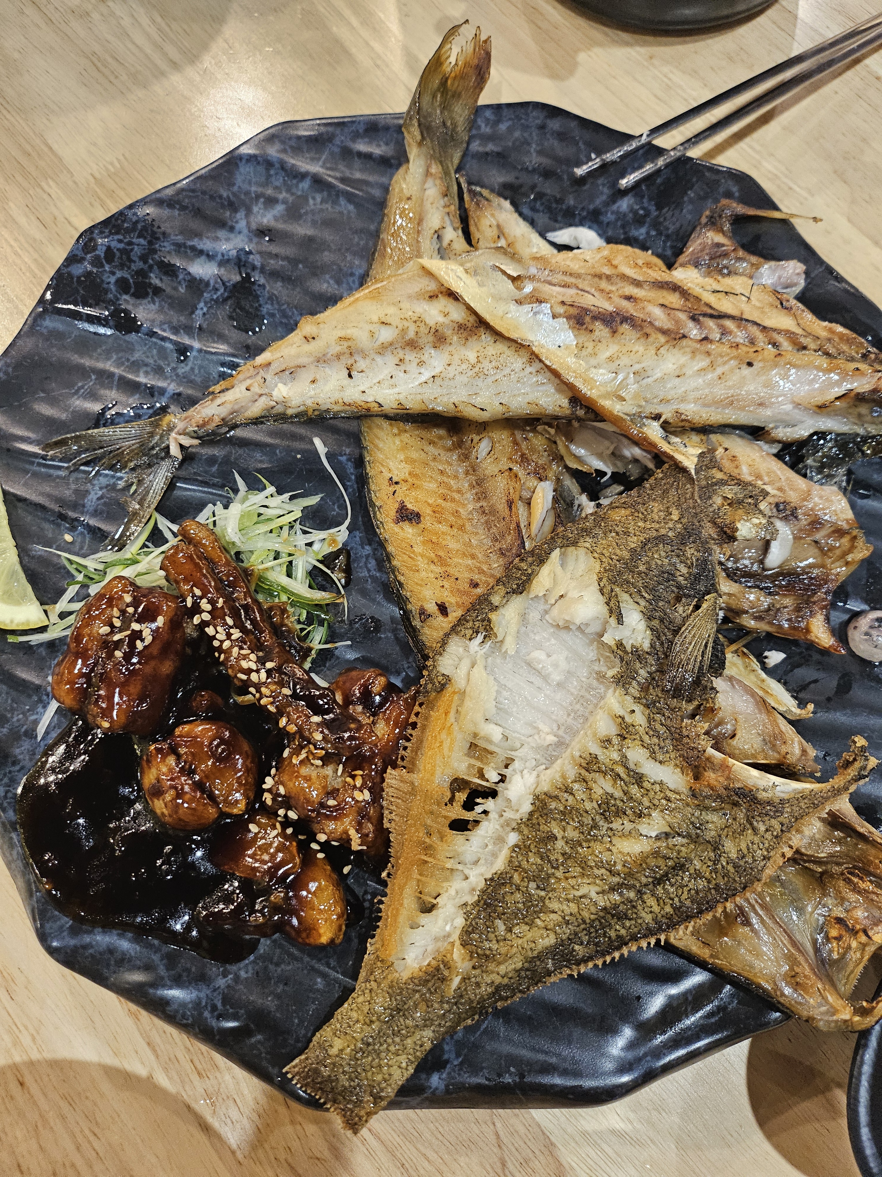 아이와 함께 맛있게 먹었습니다^^ - 인천 맛집 을왕리 꾸덕집 송도직영점