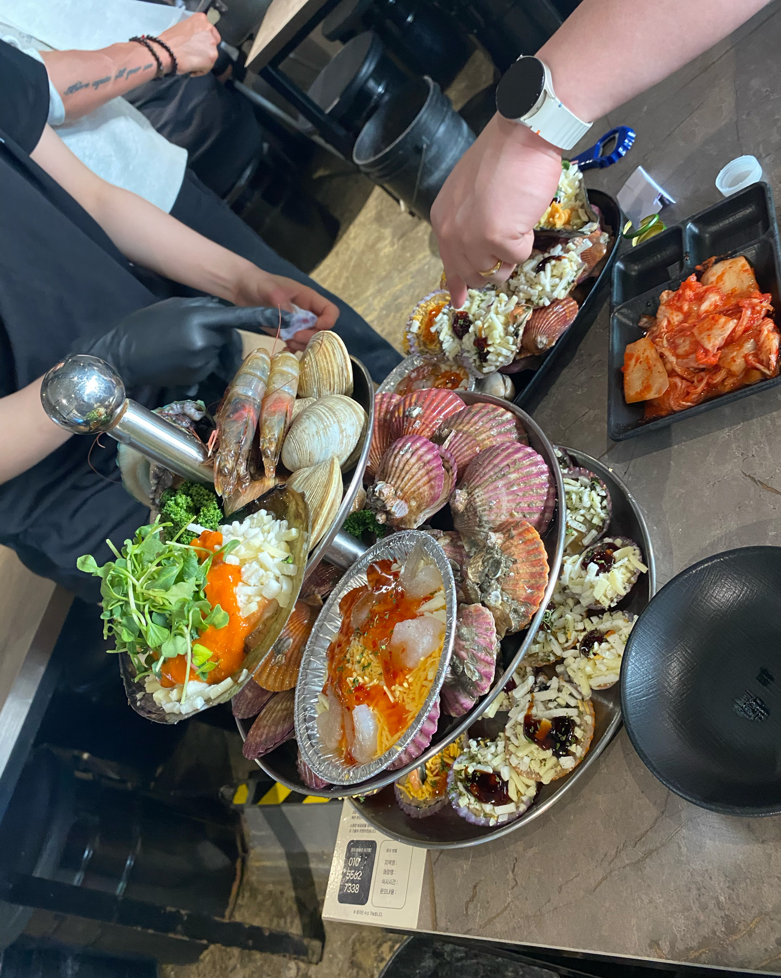 월미도에서 놀다가 - 인천 맛집 청춘조개 월미도직영점