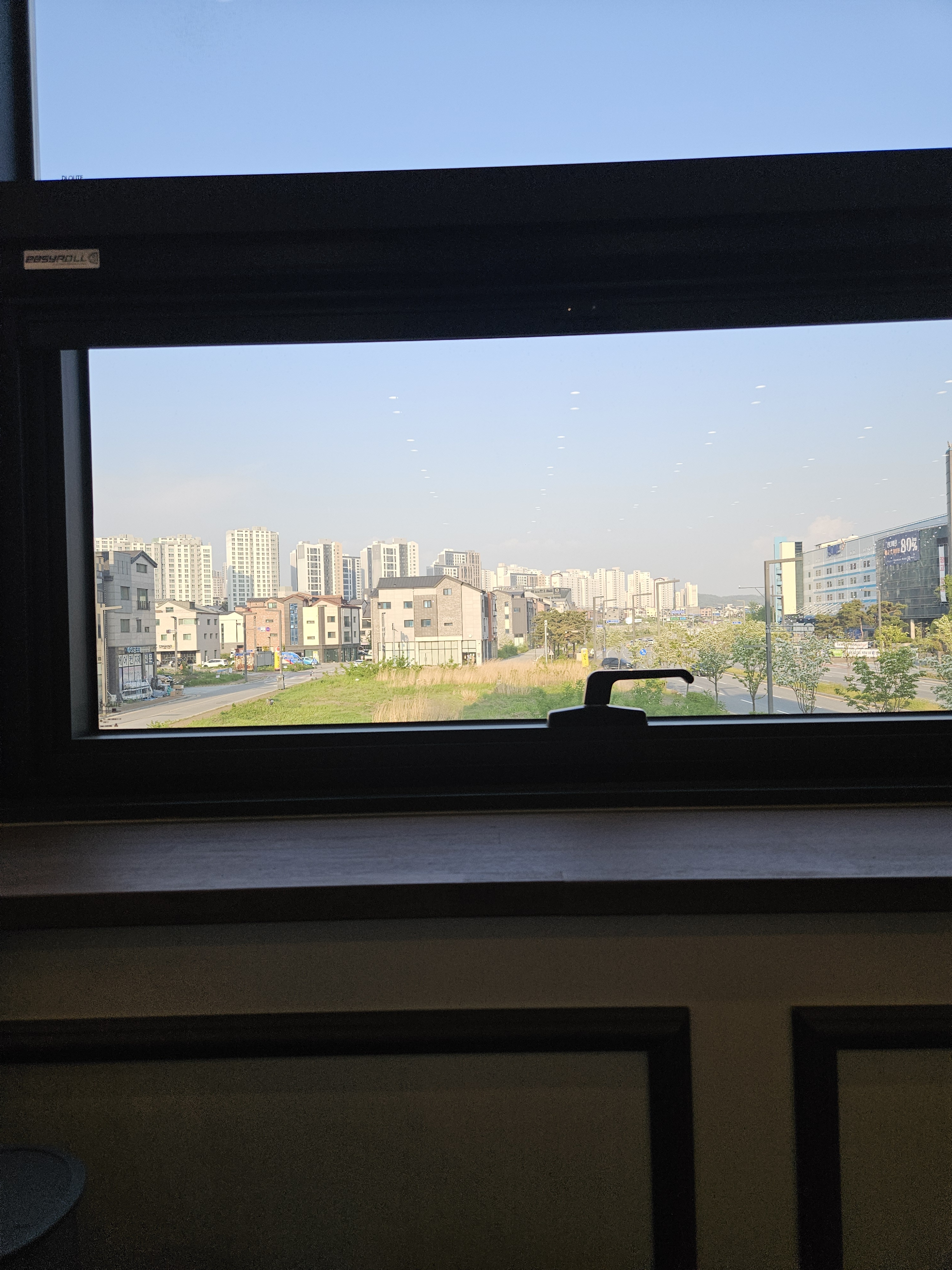 매장도 청결하고 깔끔합니다~^^ 직원분들도 친절해서 좋아요~~😍👍 세트메뉴도있어서 가성비도