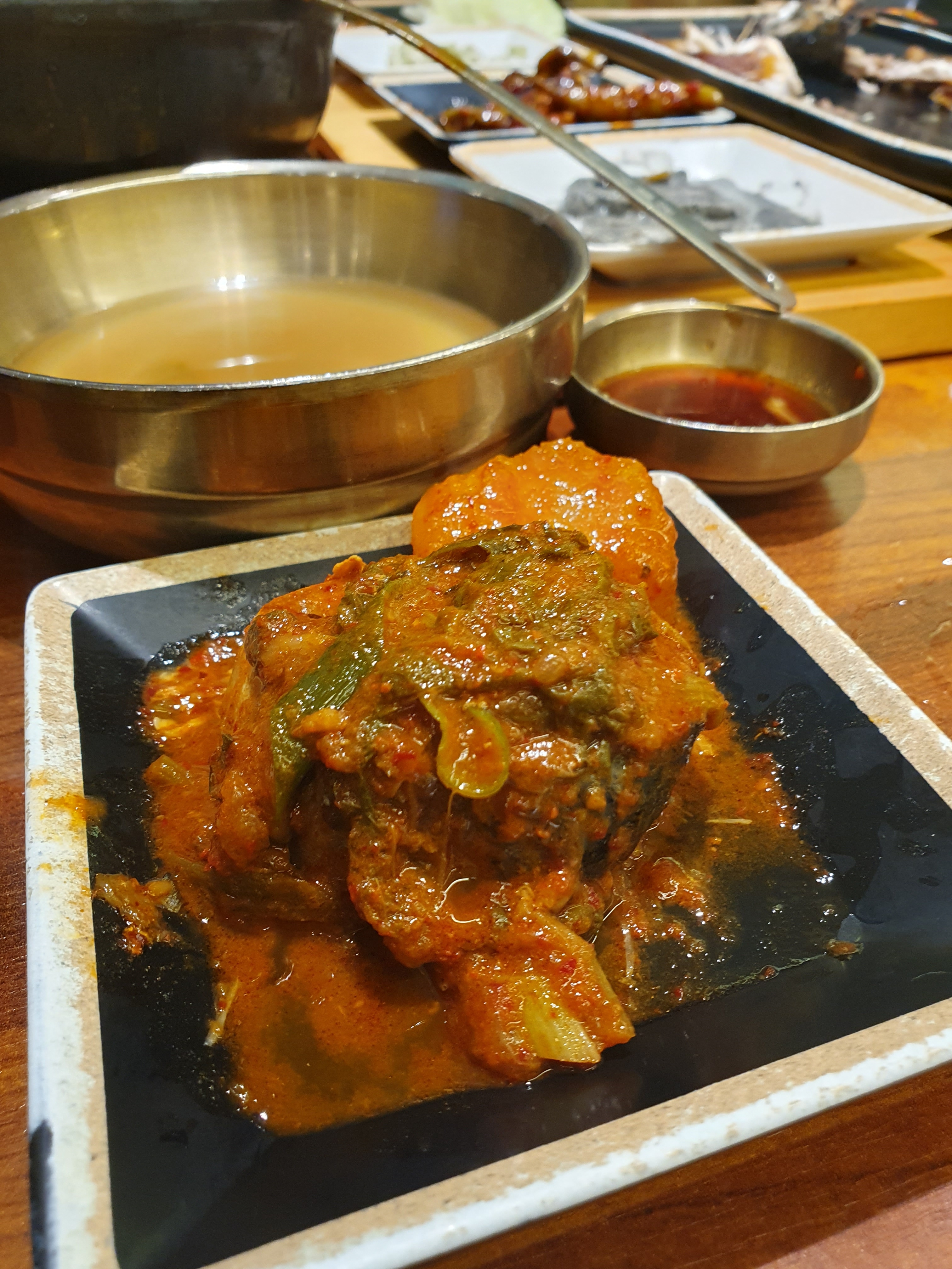 조림이랑 구이 먹었는데 맛있어요! - 인천 맛집 명품 화덕 고등어 본점