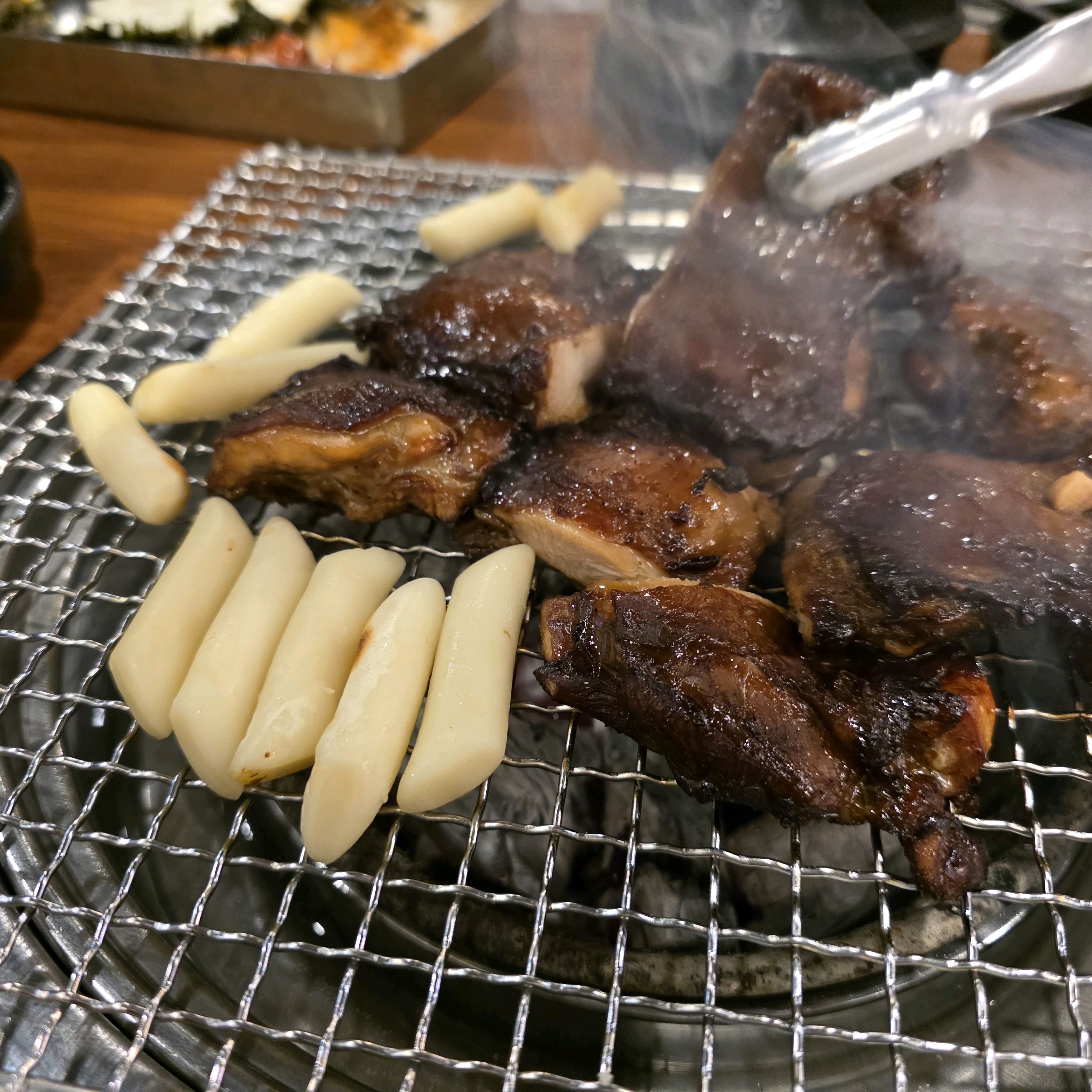 동네맛집 맛있고 친절해요!! - 대구 맛집 밤새우는닭 월성직영점