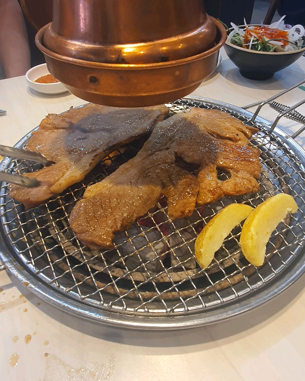 직원분들도 친절하시고, 고기질도 좋고 맛있어서 아이들이 잘 먹네요~ - 독산동 맛집 명륜진사갈비 서울독산점