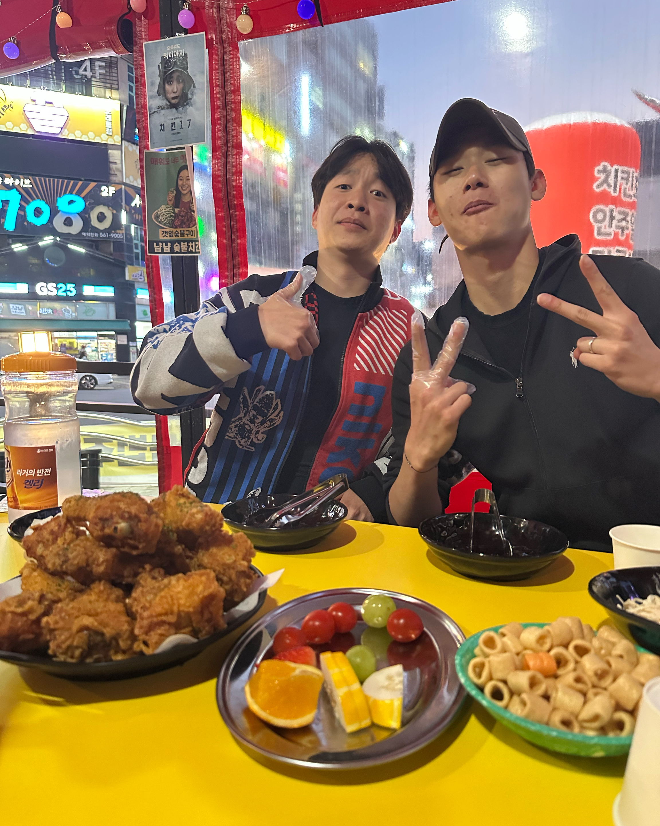 양이 진짜 많고 닭 특유에 냄새가 하나도 안나요 - 불당동 맛집 냠냠숯불두마리치킨 천안불당점