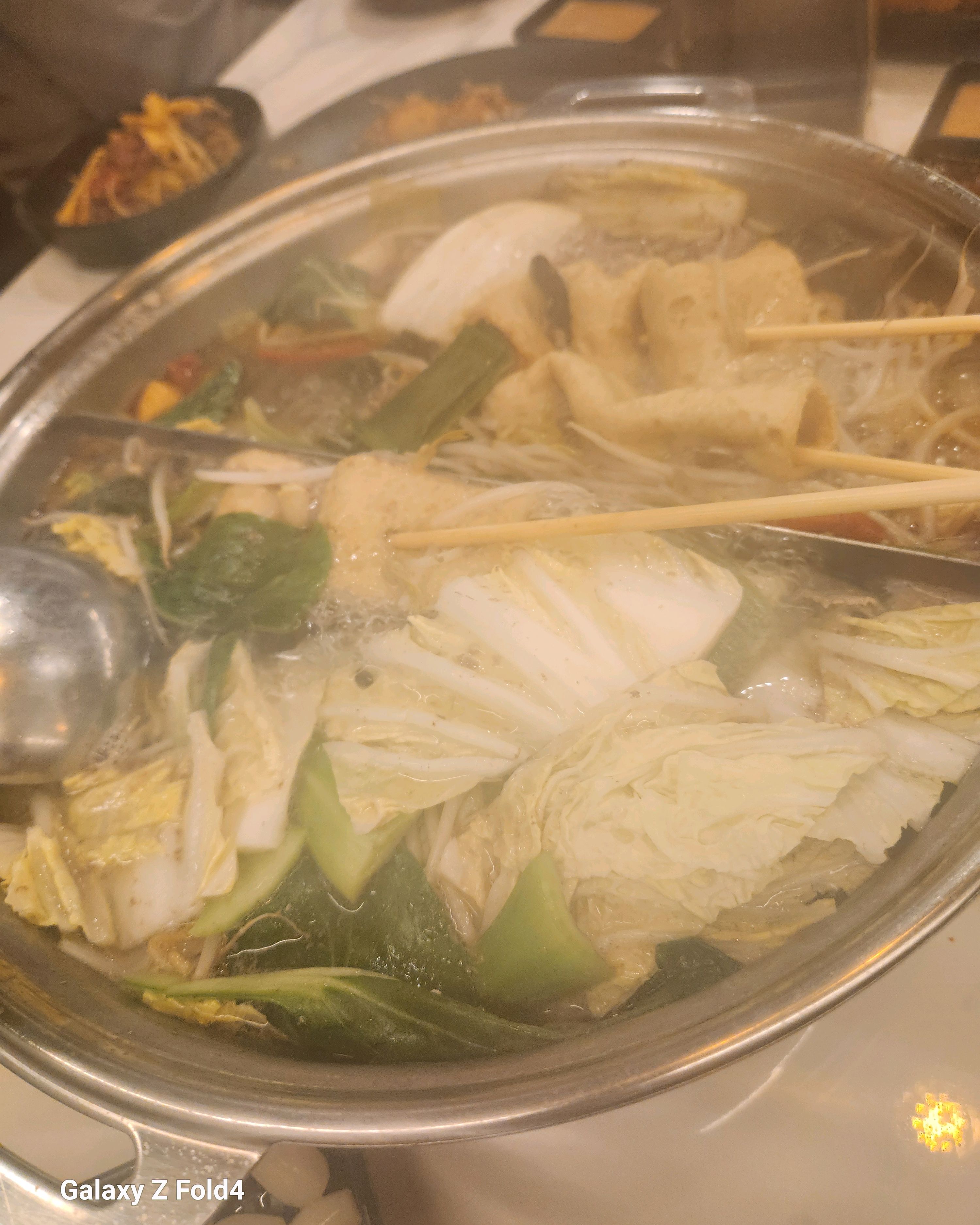 부모님과 아이들과 같이 만족하고 갑니다~ 주차장도 넓어서 이용하기 좋아요~ - 평택 맛집 샤브야키 평택본점