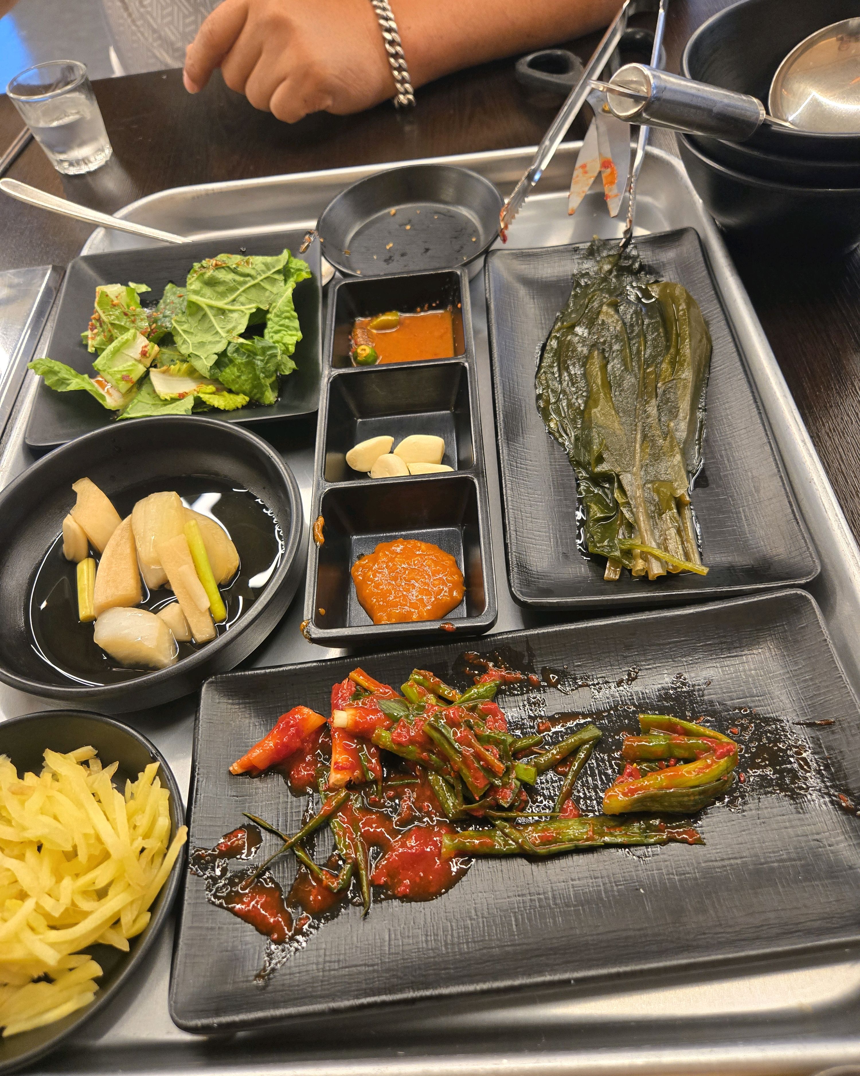 처음 와봤는데 일단 김치말이국수가 완전 짱이네요 - 인천 맛집 장어촌