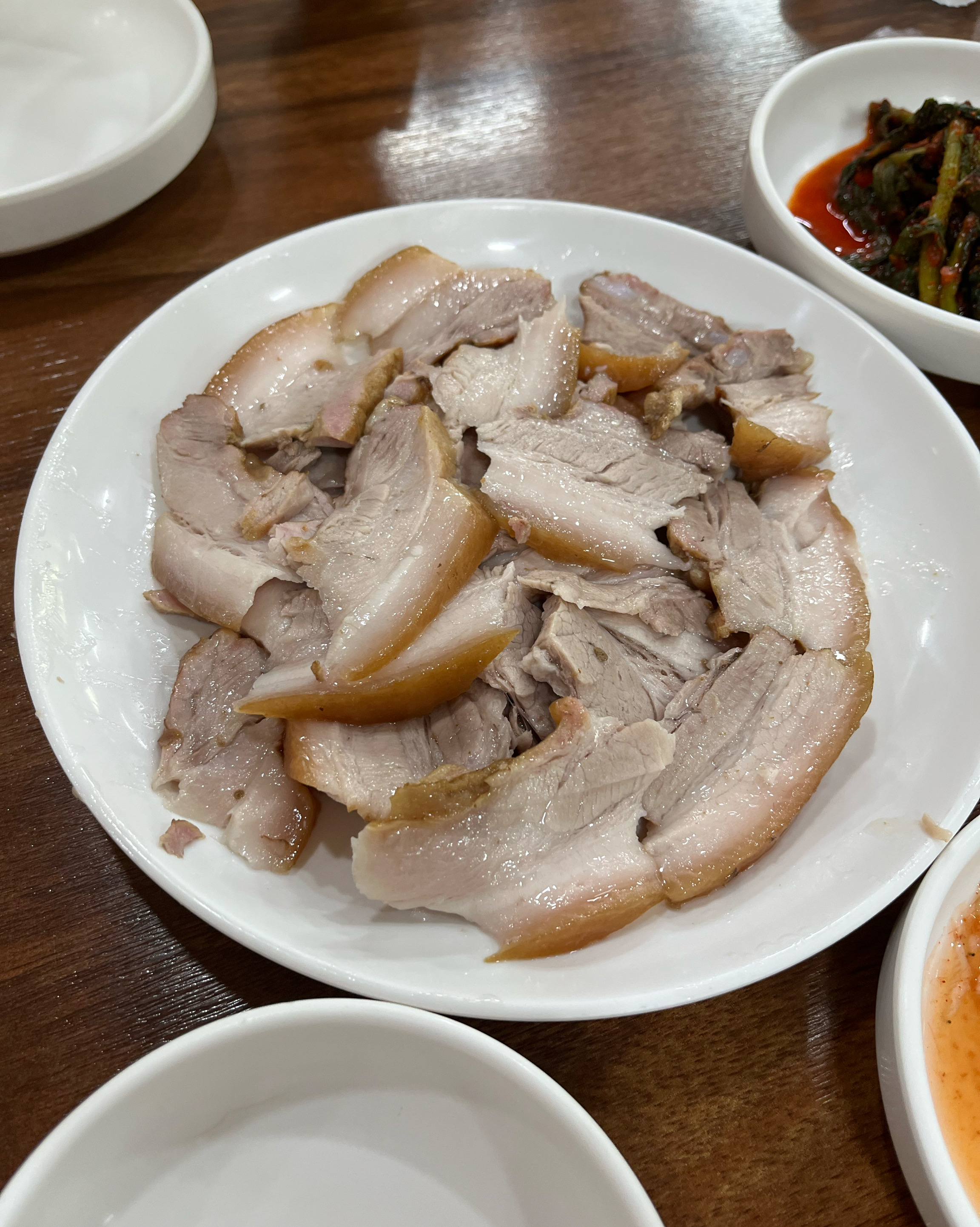 칼국수 두부두르치기 수육 모두 맛남 - 대전 맛집 대선칼국수 본점