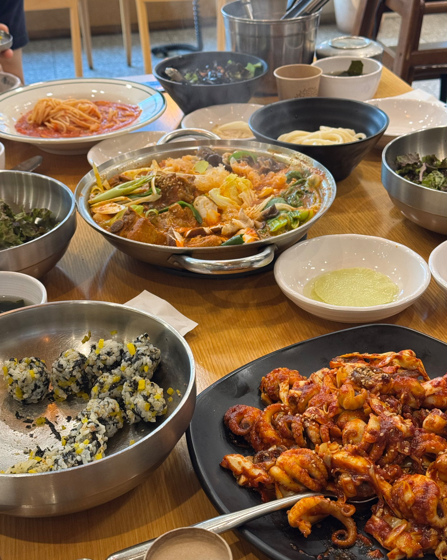 부모님모시고 아이랑 왔는데 너무 맛있게 먹었습니다 - 인천 맛집 복사꽃피는집 청라점