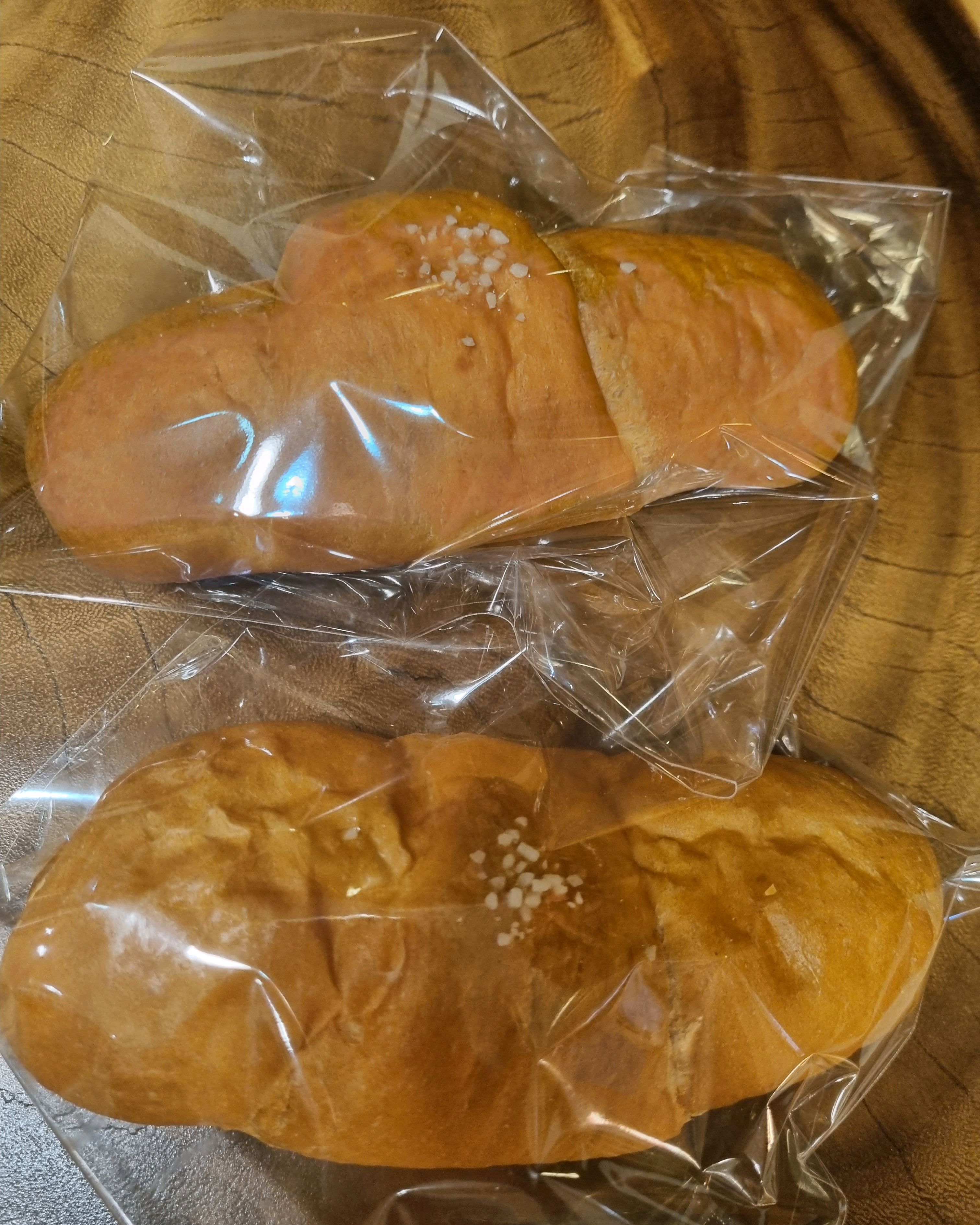 항상 친절하고 커피 좋아요~~ - 인천 맛집 빵백화점