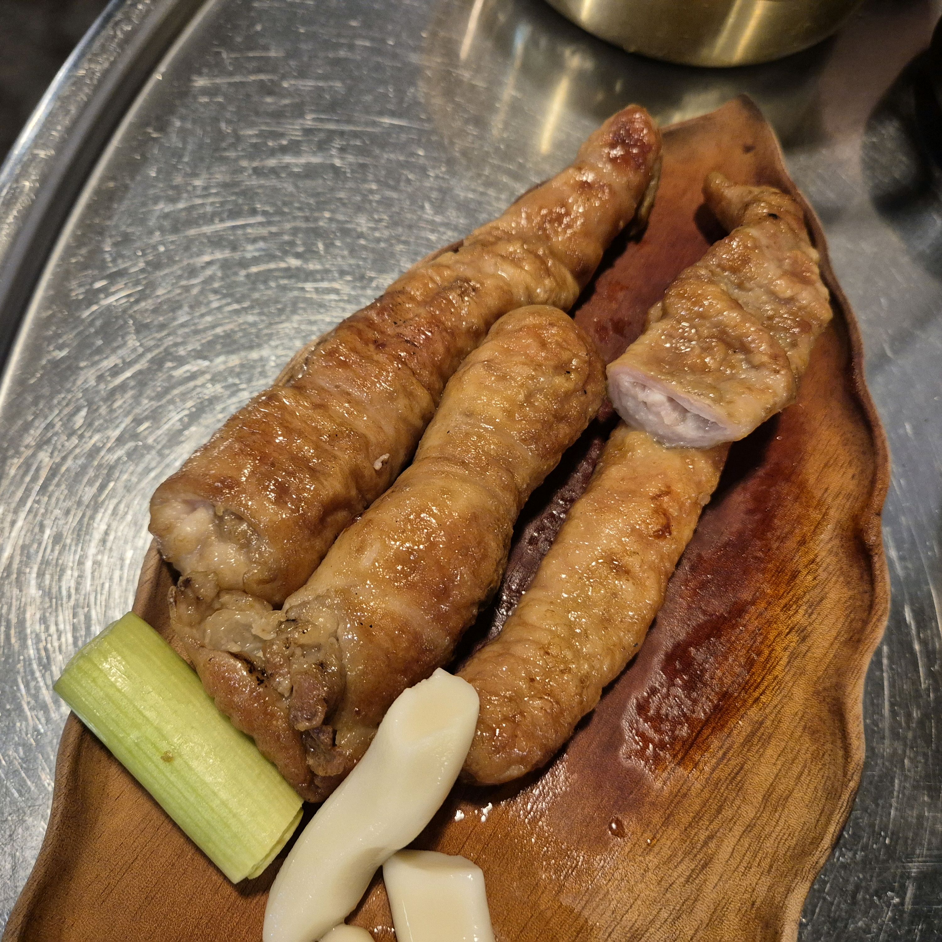 이거 묵을라고 김해에서 달려왔어요 오직 대구연막창이 궁금해서요 예전에 걸리버도 먹었는데 솔