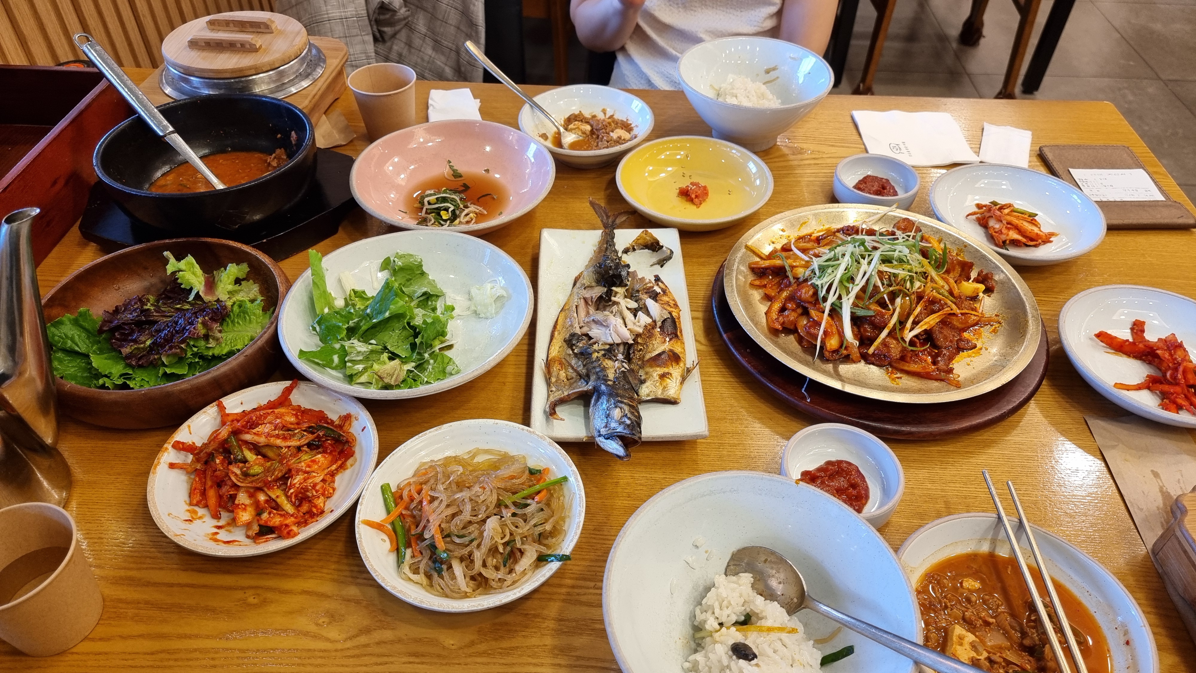 오래간만에 와이프랑 한식 집밥 먹으러왔어요 - 인천 맛집 밥상편지 송도점